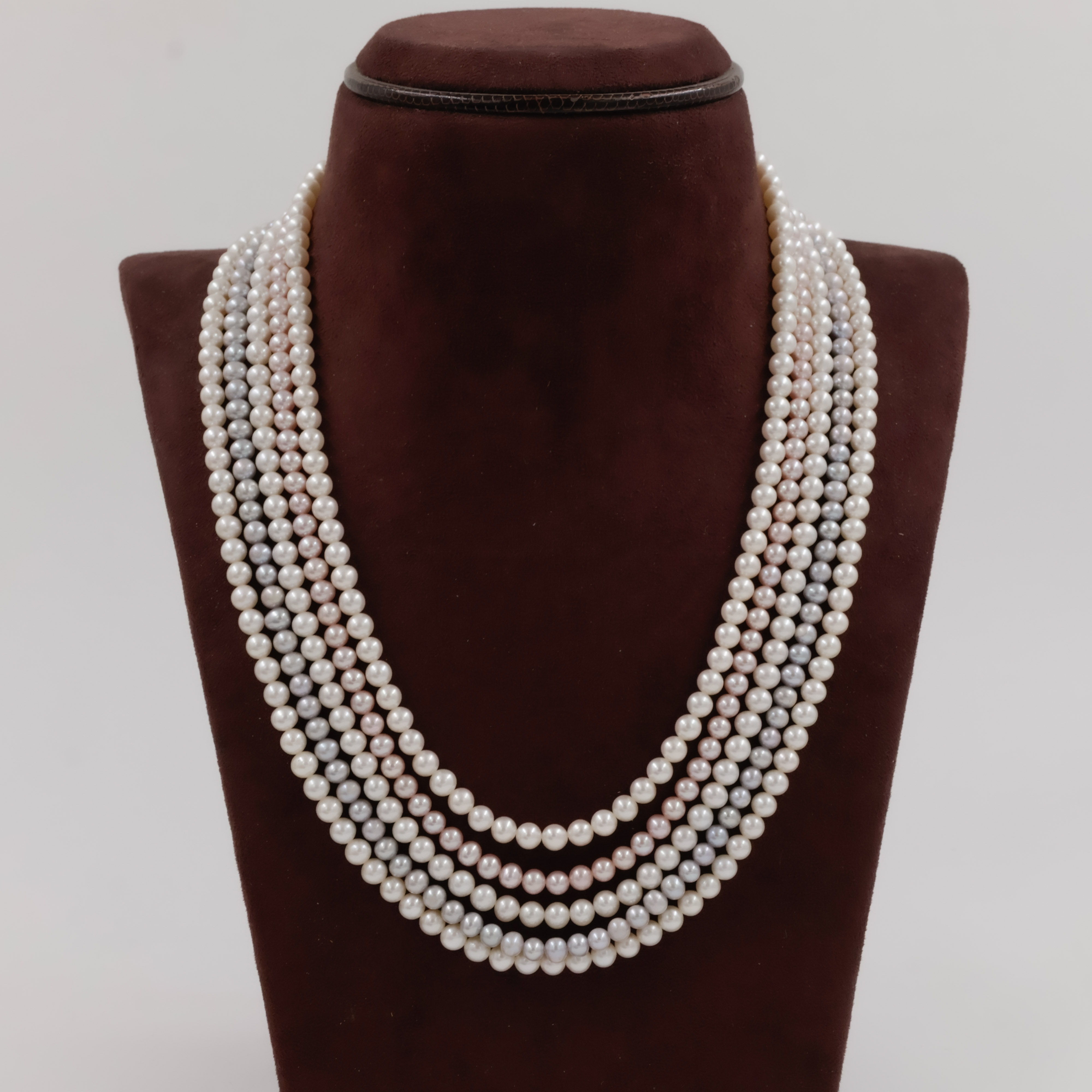 Pearls Necklace - 