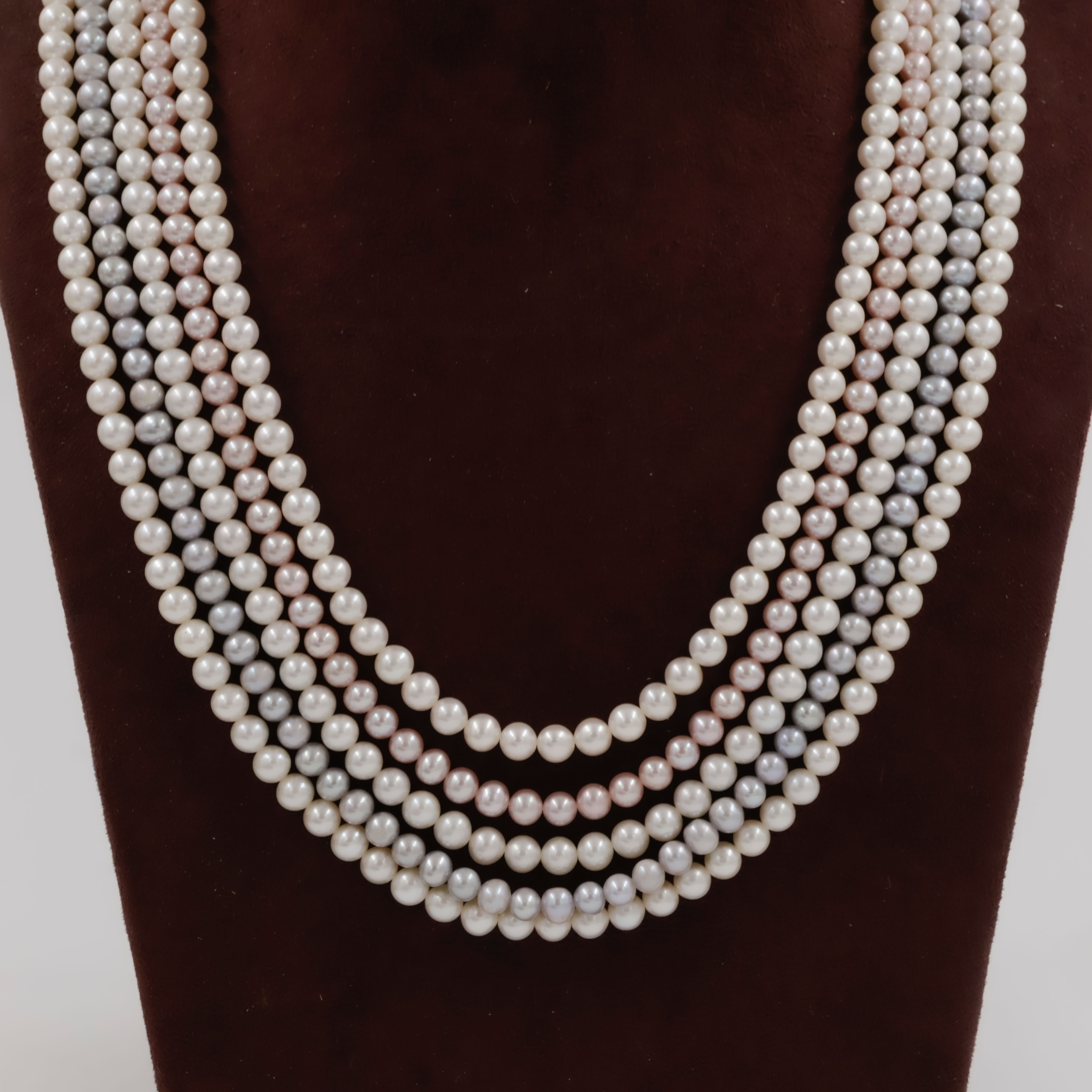 Pearls Necklace - 