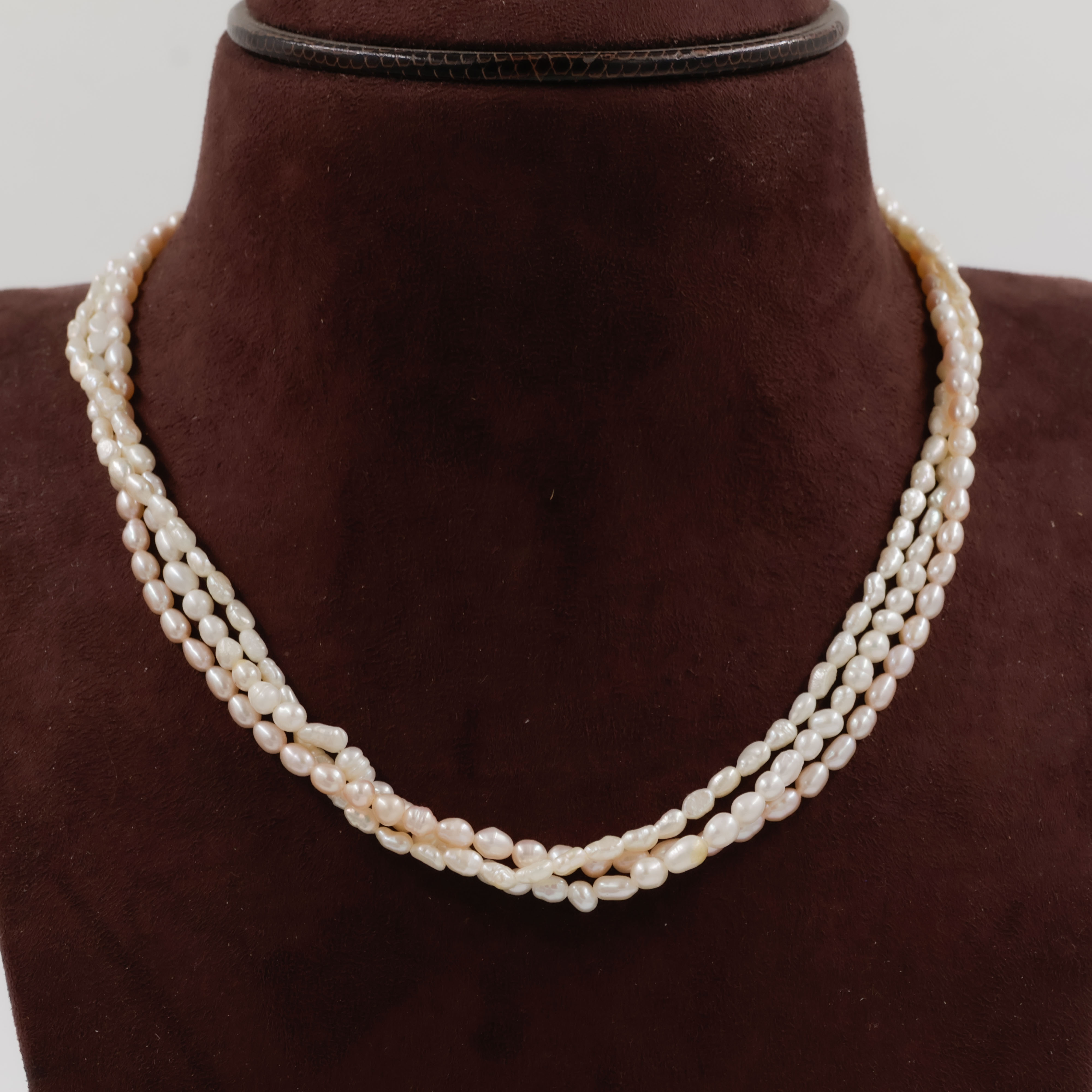 Pearls Necklace - 