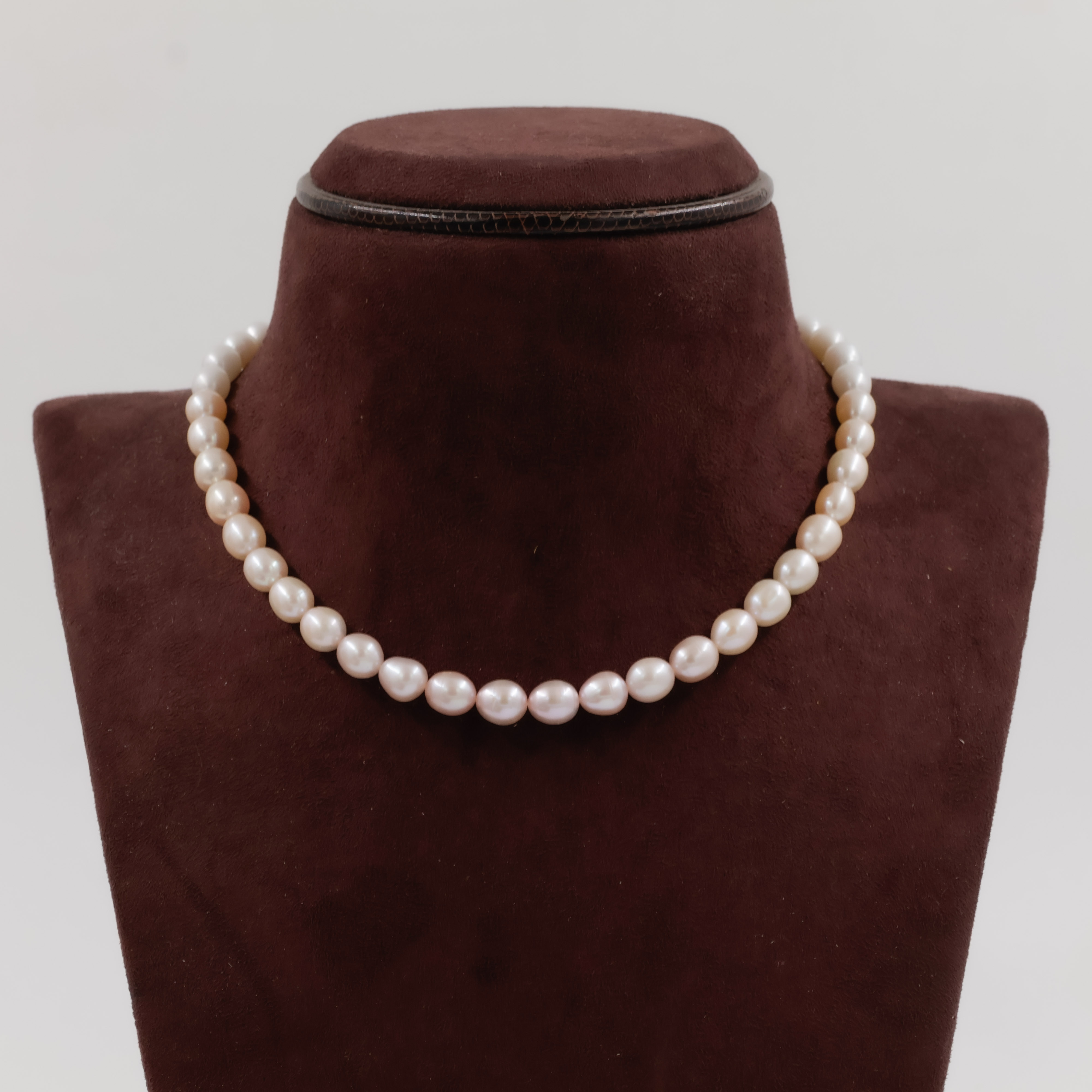 Pearls Necklace - 