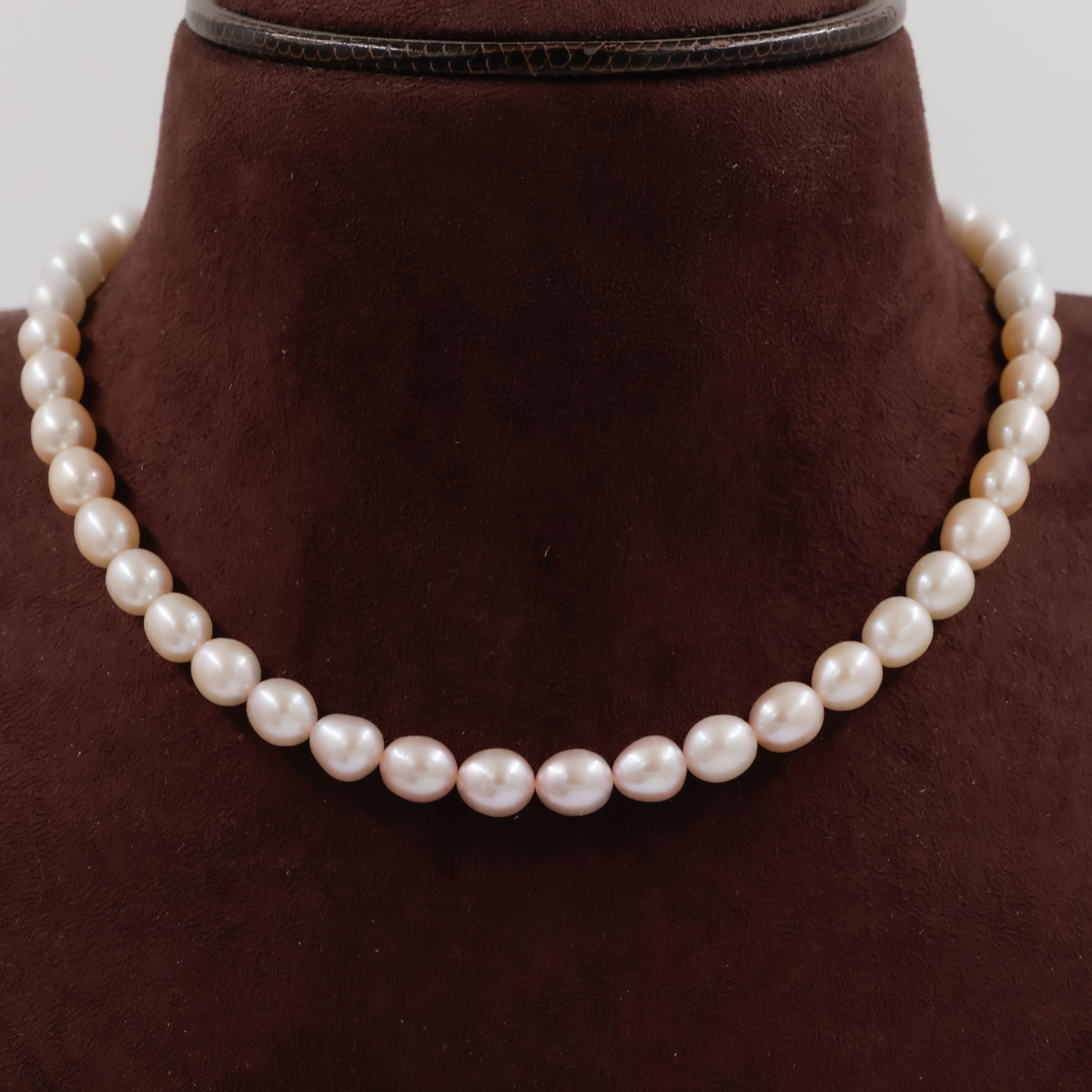 Pearls Necklace - 