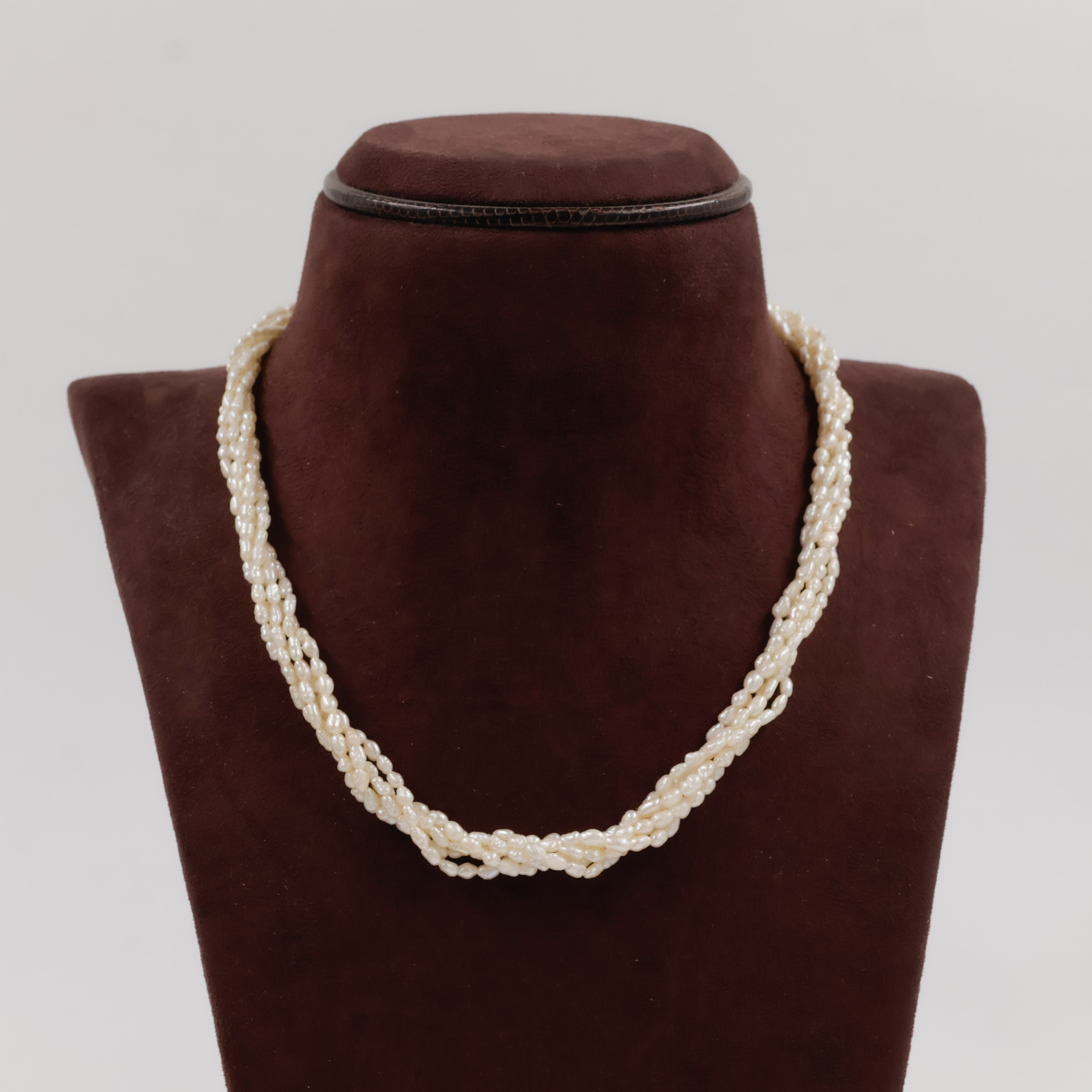 Pearls Necklace - 