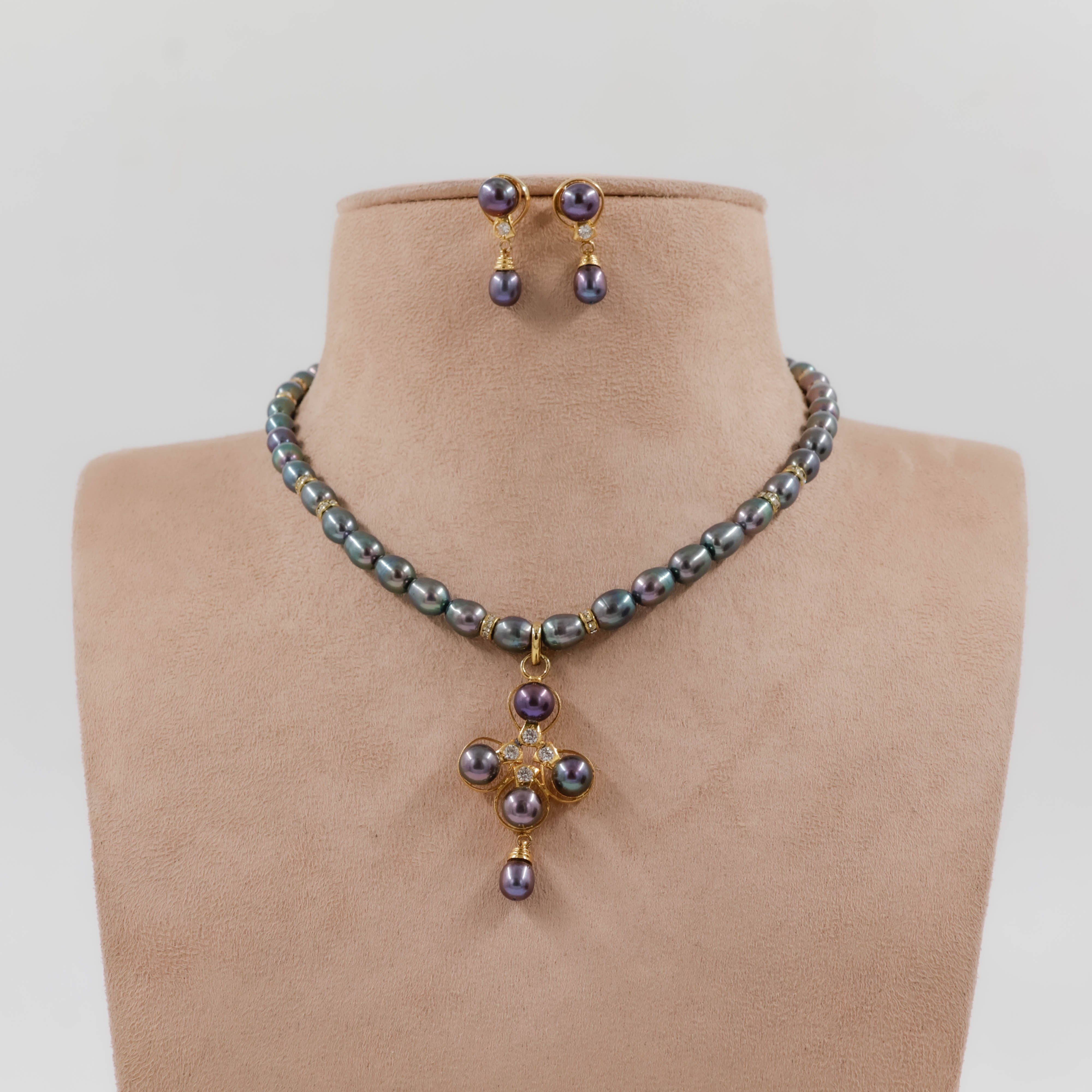 Pearls Necklace Set - Pearls Jewellery