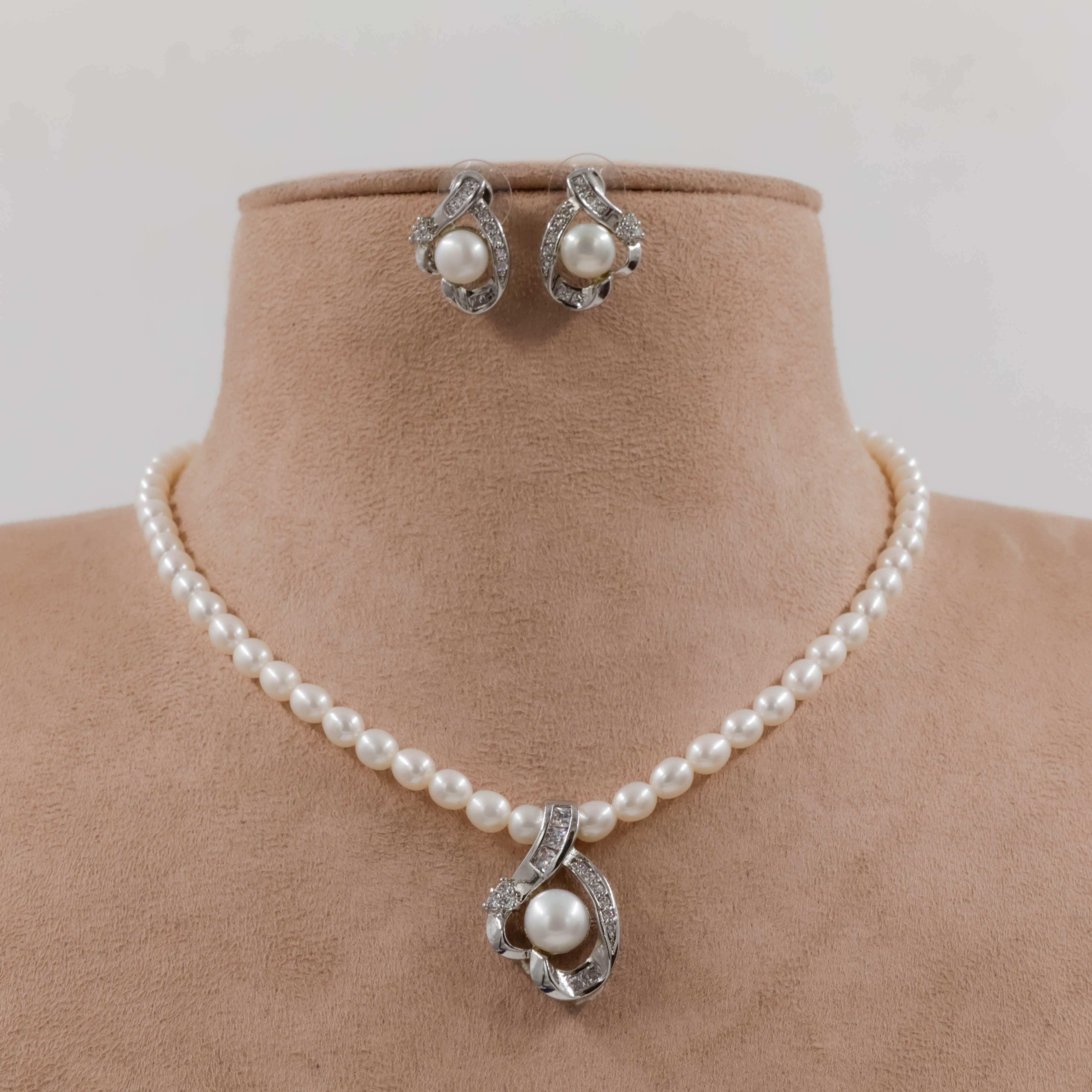 Pearls Necklace Set - Pearls Jewellery