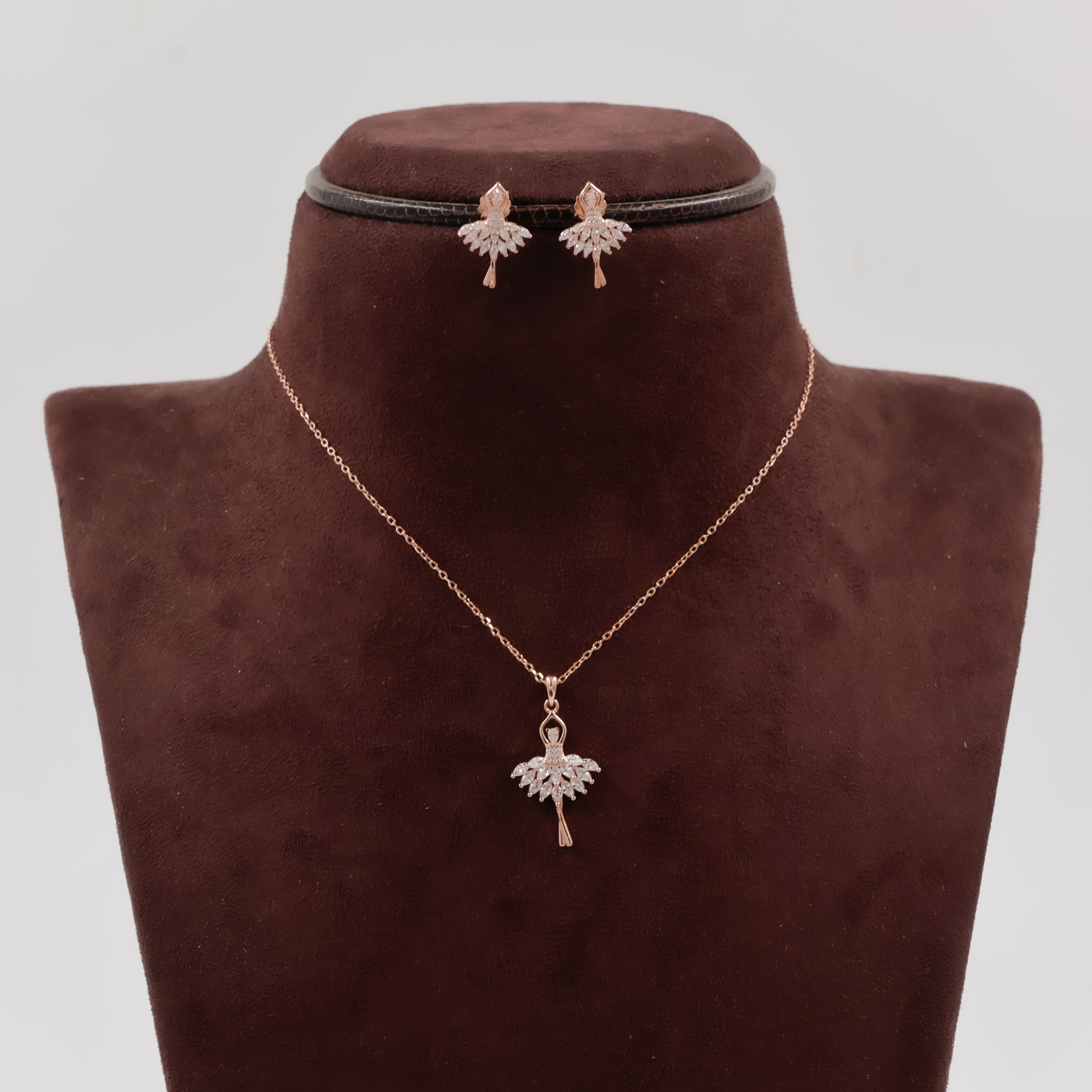 92.5 Silver Necklace Set - 