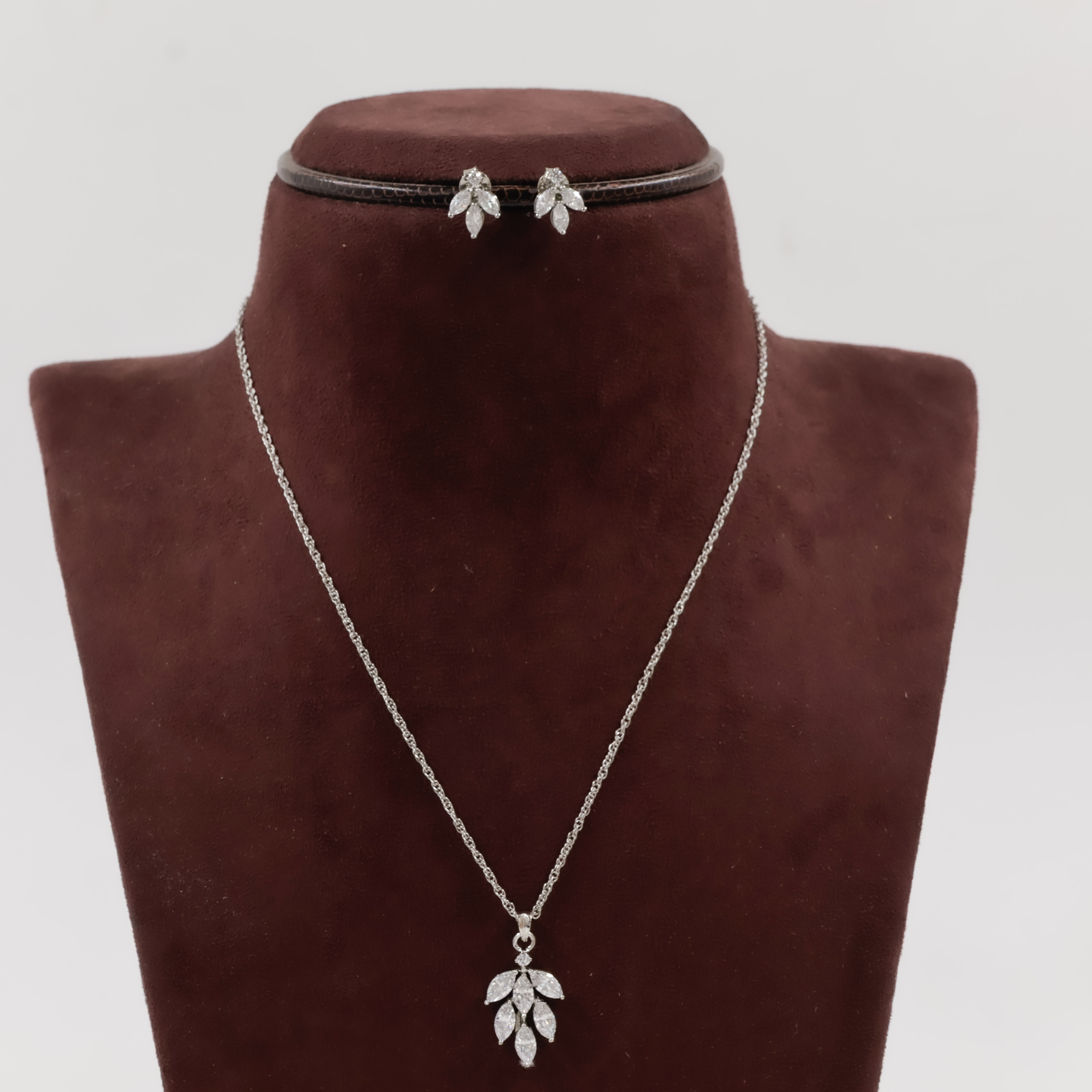92.5 Silver Pendant Set - 