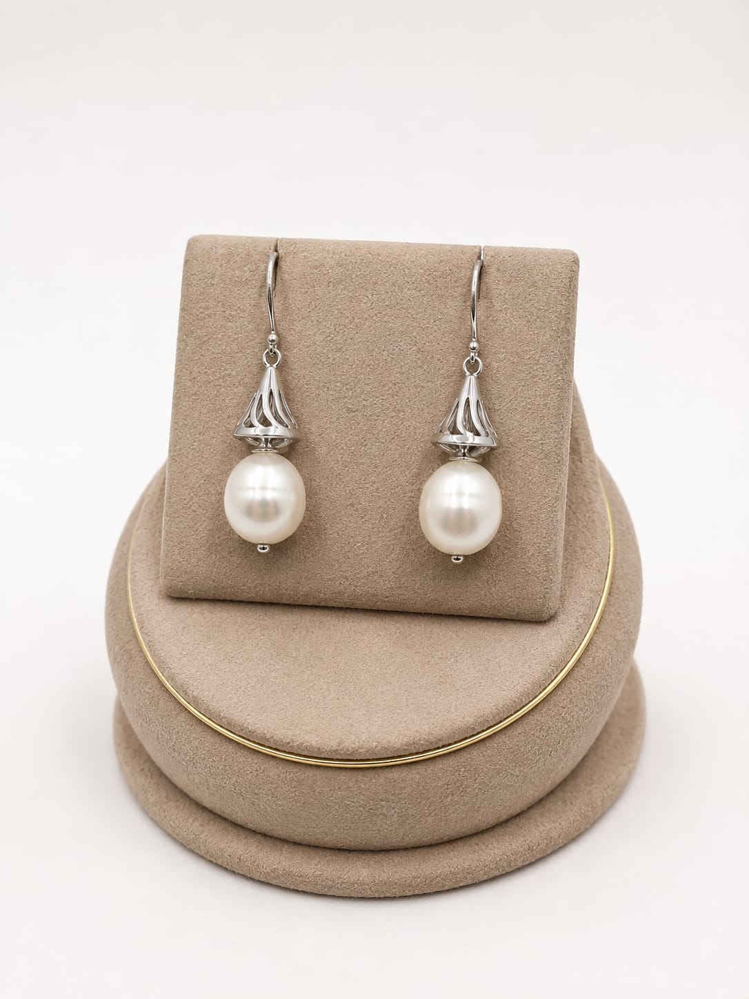 Royal Pearl Dome Earrings