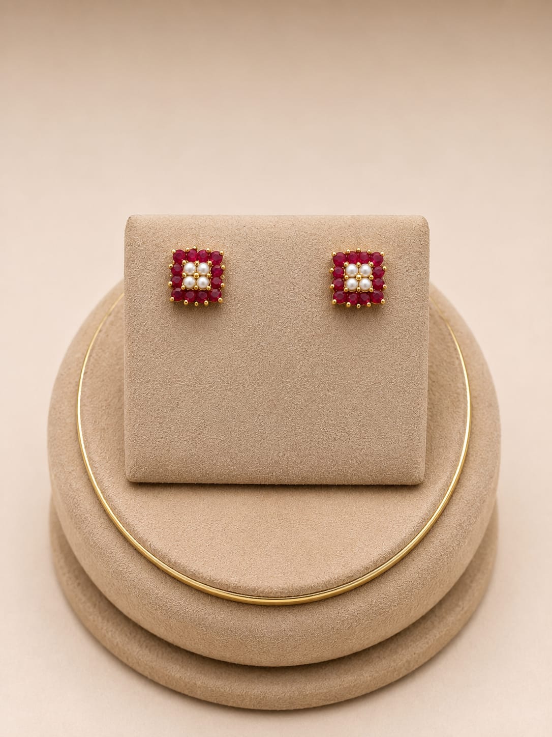 Crimson Pearl Square Stud Earrings