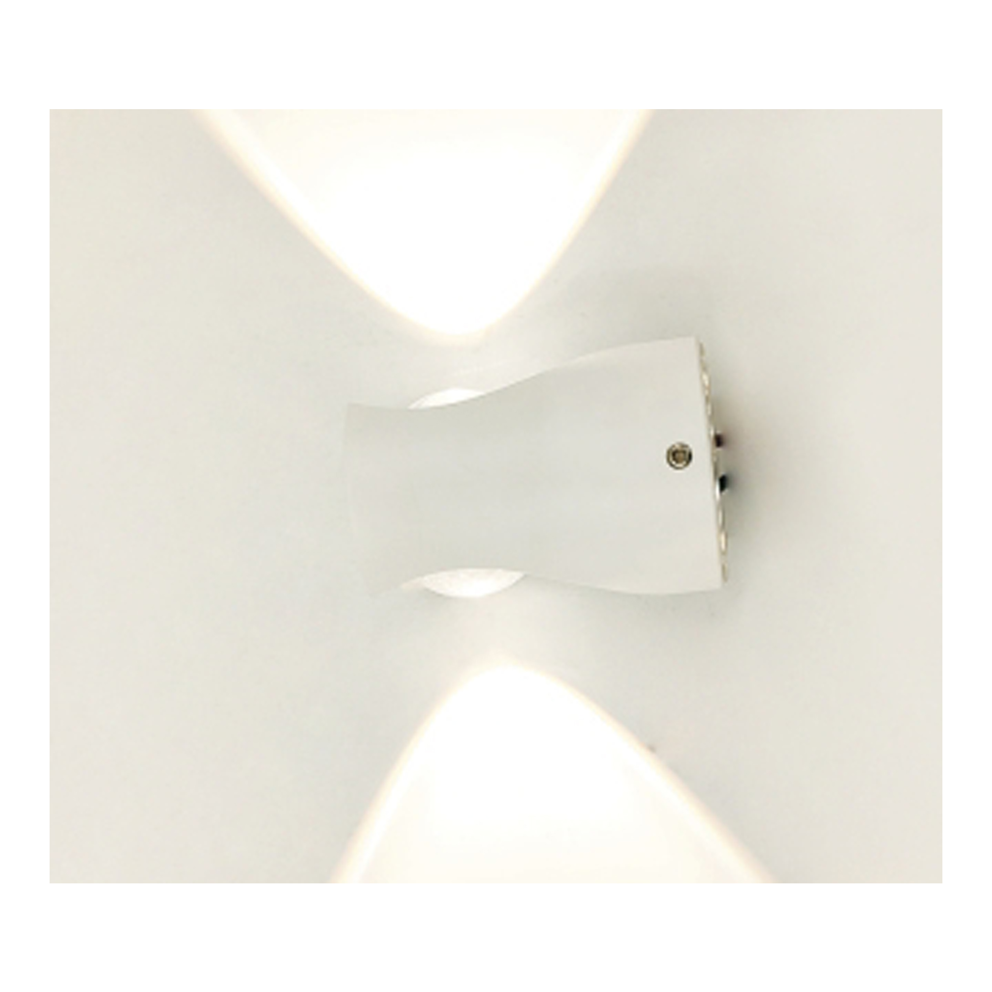 OUTDOOR WALL LIGHT-10