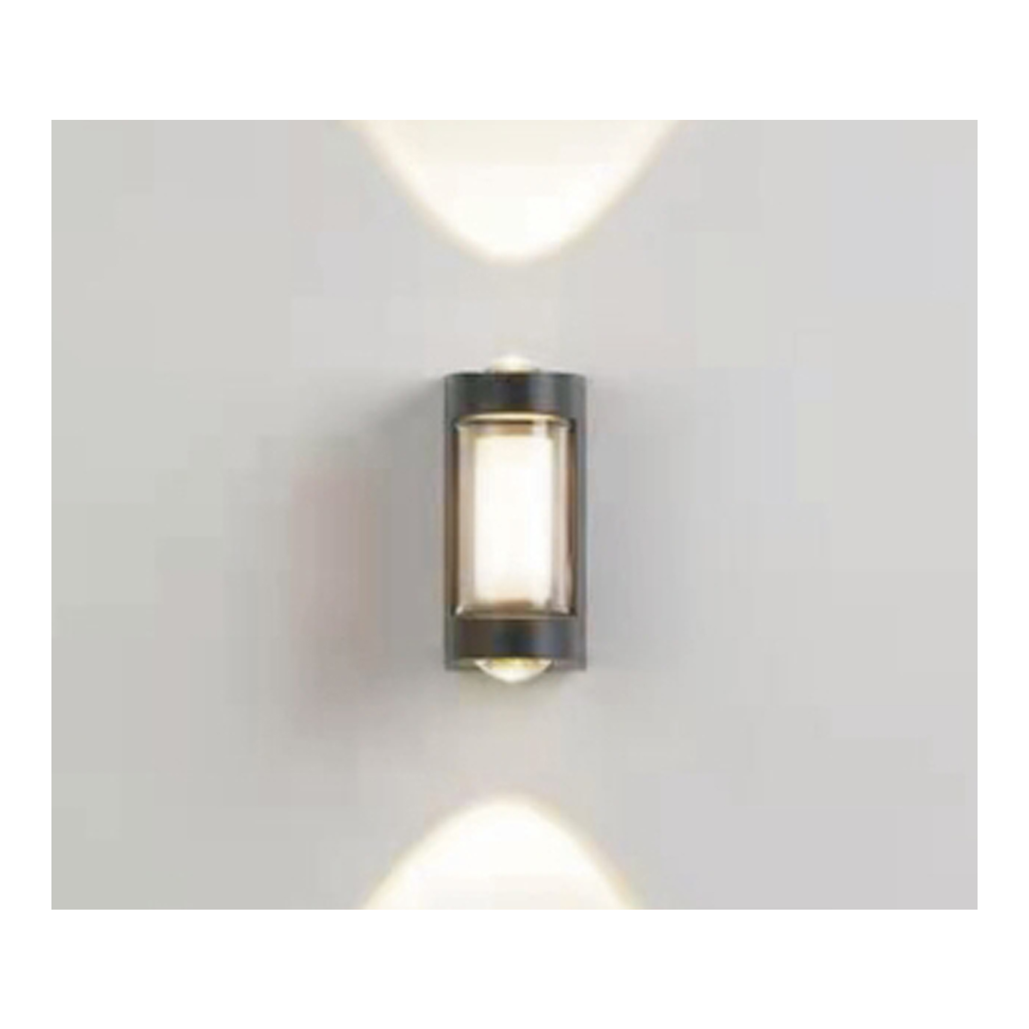OUTDOOR WALL LIGHT-65
