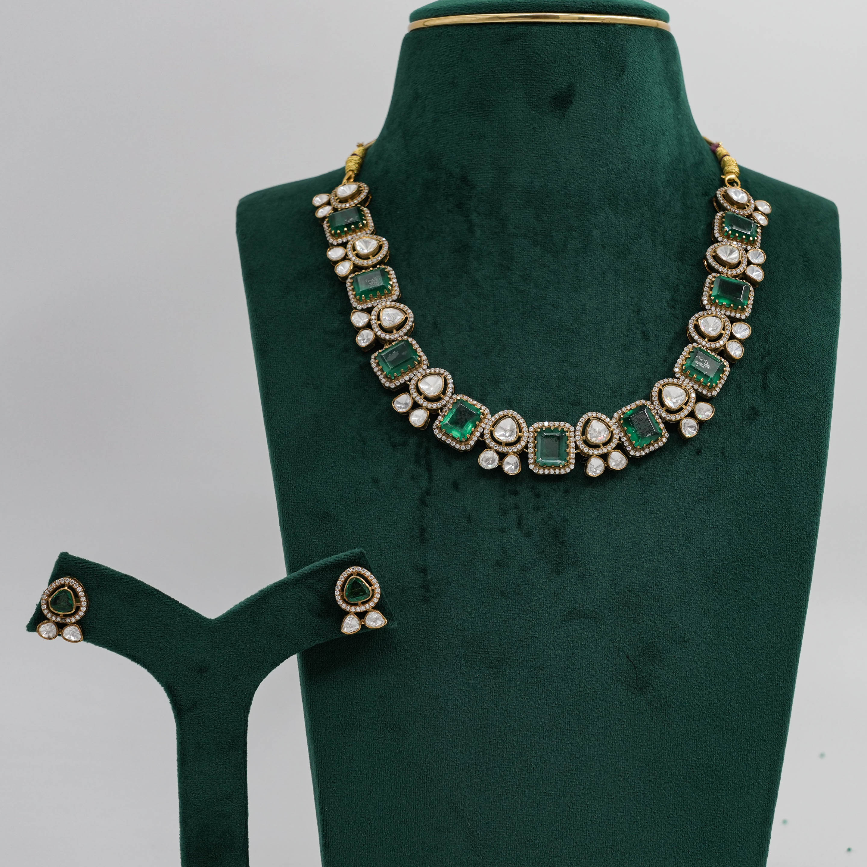 Raag Silver Jewellery - Emerald Necklace Set