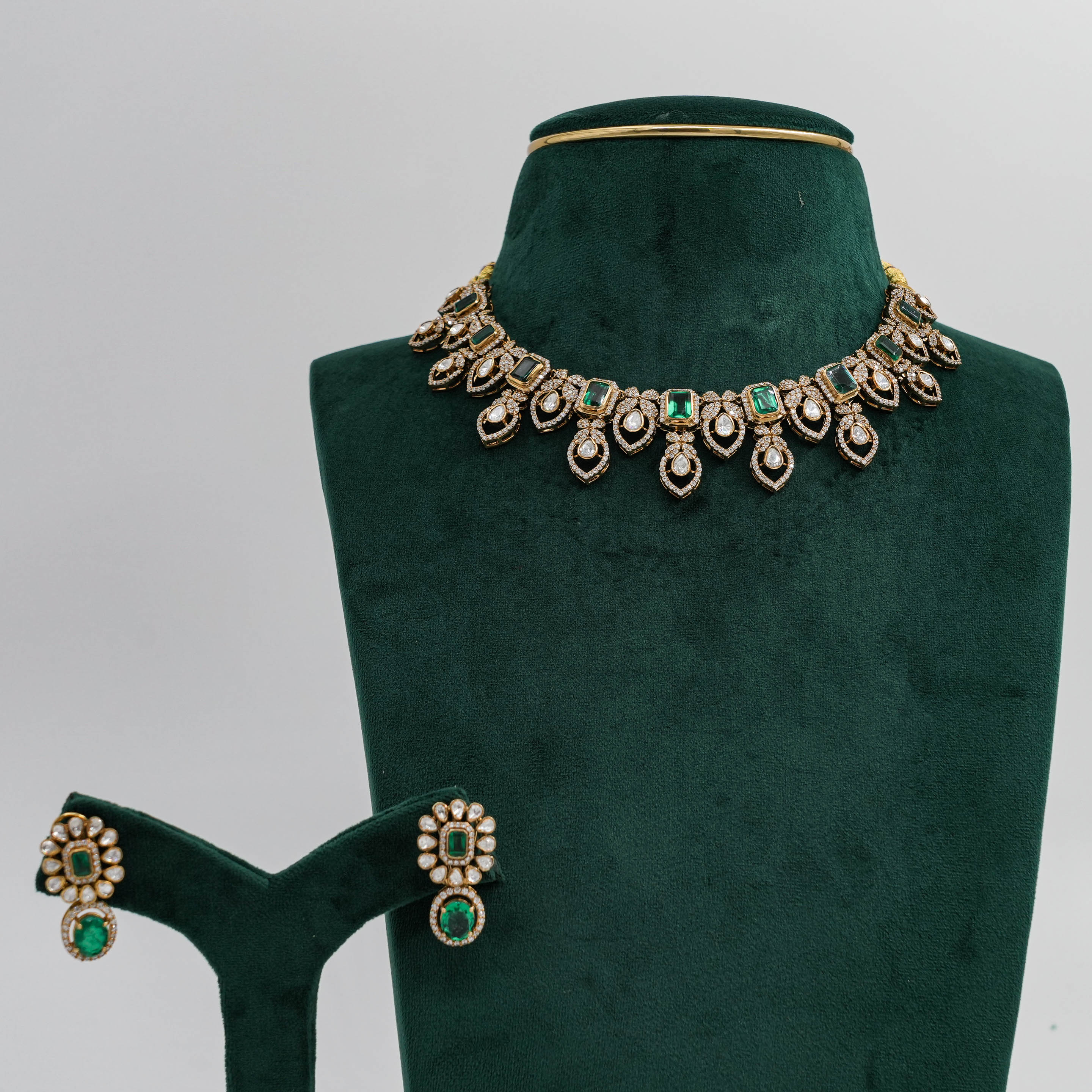 Raag Silver Jewellery - Emerald Necklace Set