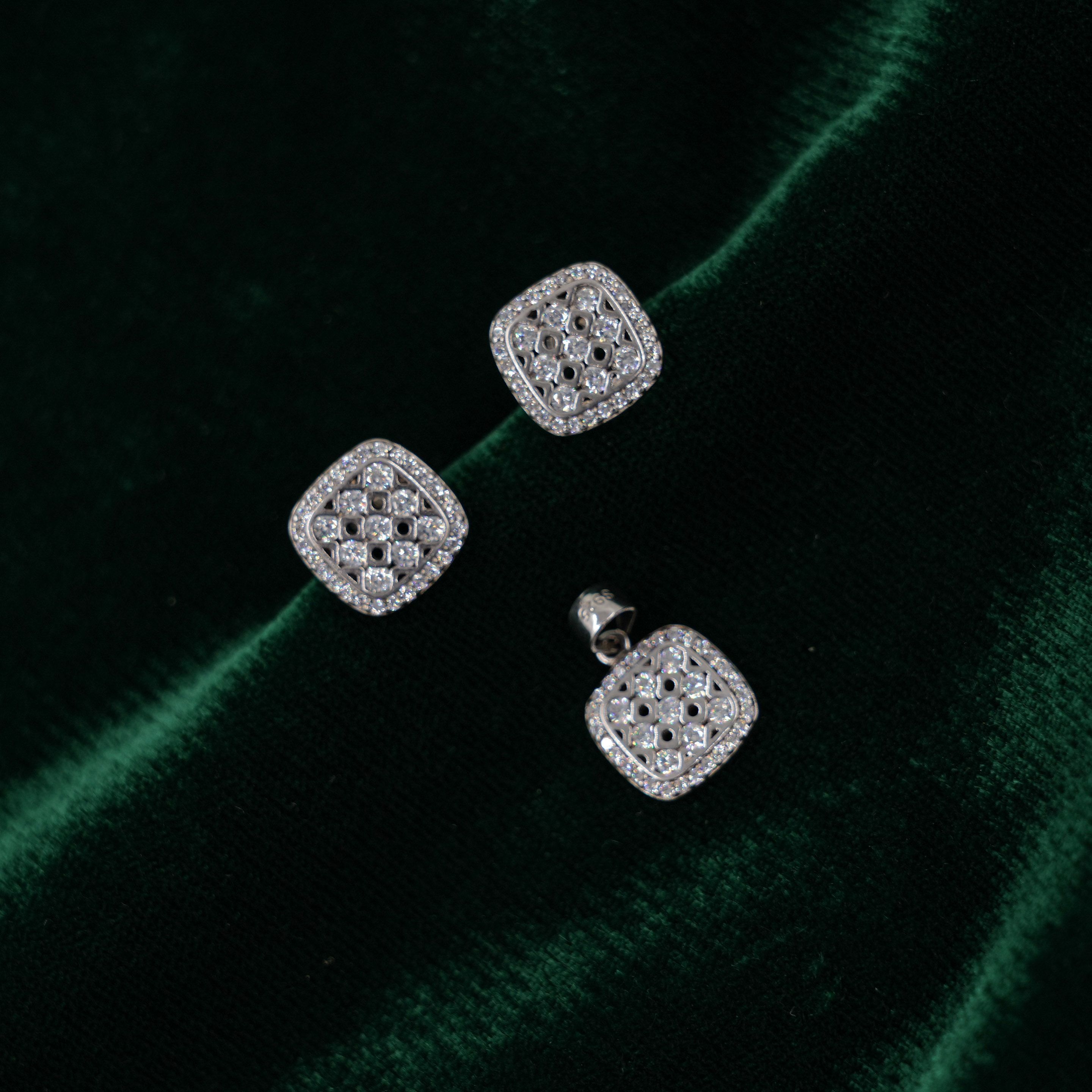 Raag Silver Jewellery - Silver Stud Pendant