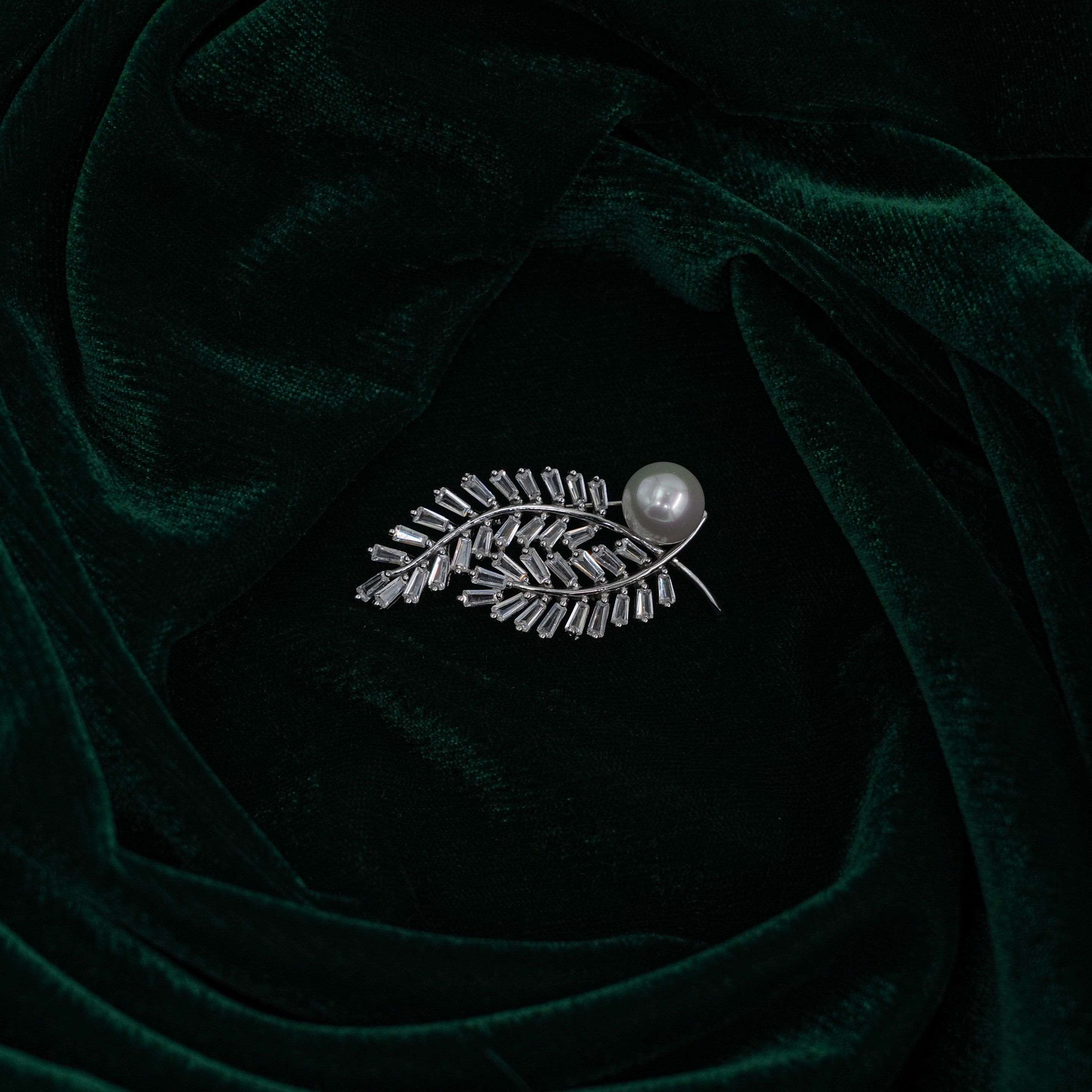 Raag Silver Jewellery - Pearl Brooch