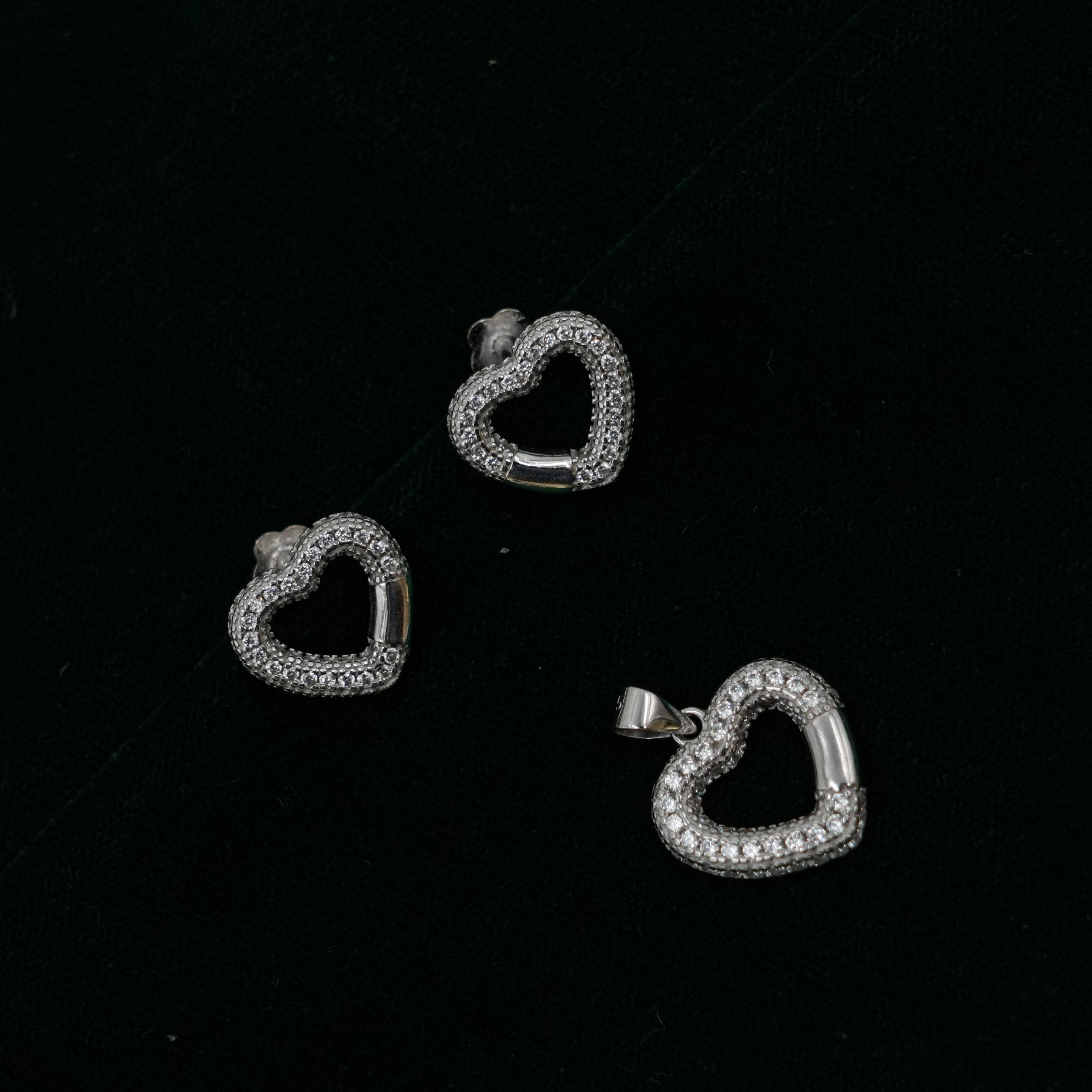 Raag Silver Jewellery - Silver Heart Earrings