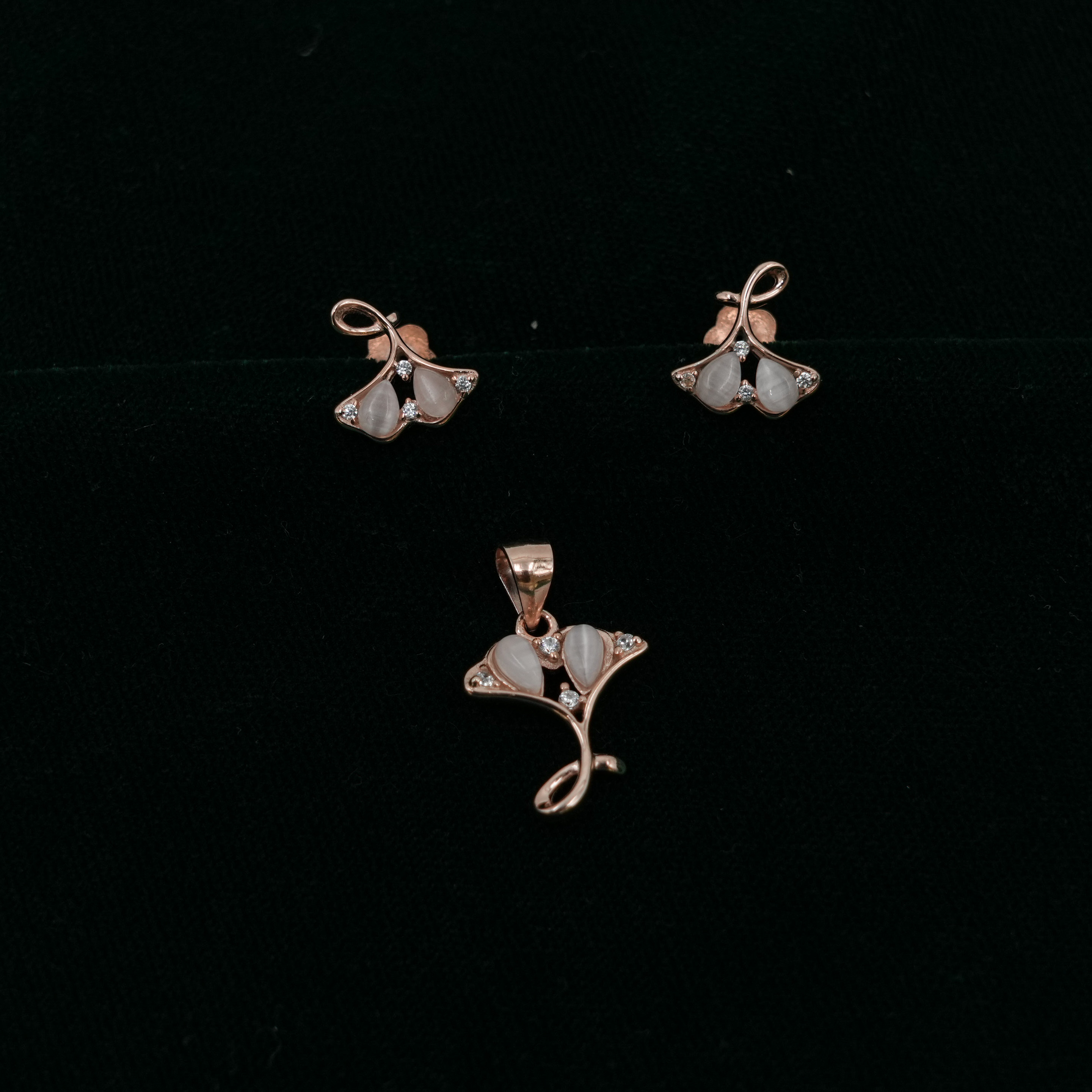 Raag Silver Jewellery - Silver Pendant Set