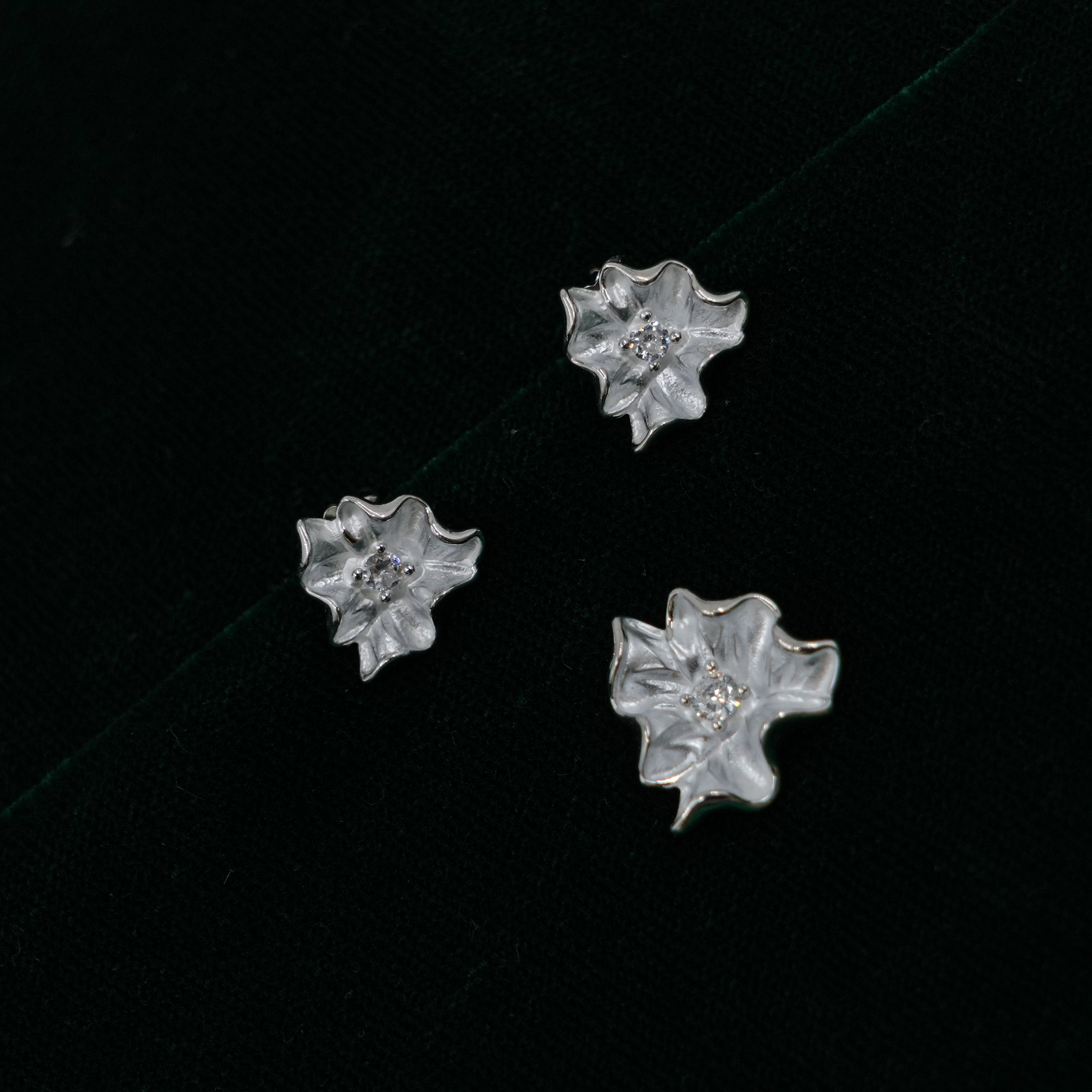 Raag Silver Jewellery - Silver Flower Earrings