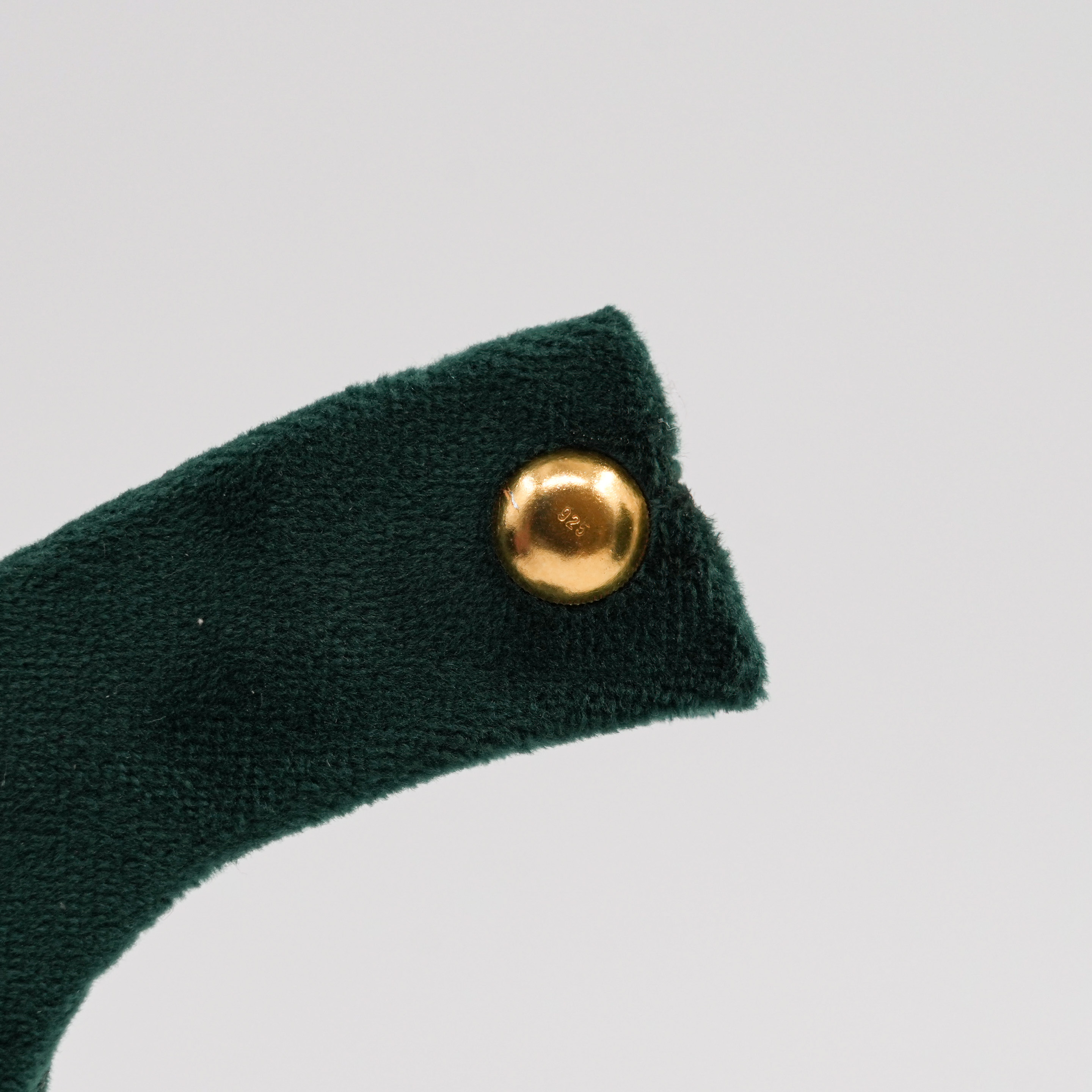 Order Gold Stud Earrings online in Hyderabad