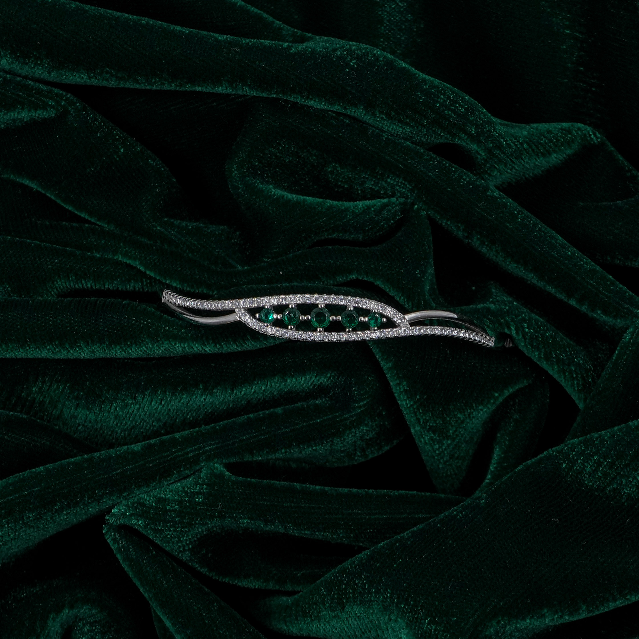 Raag Silver Jewellery - Silver Emerald Kada