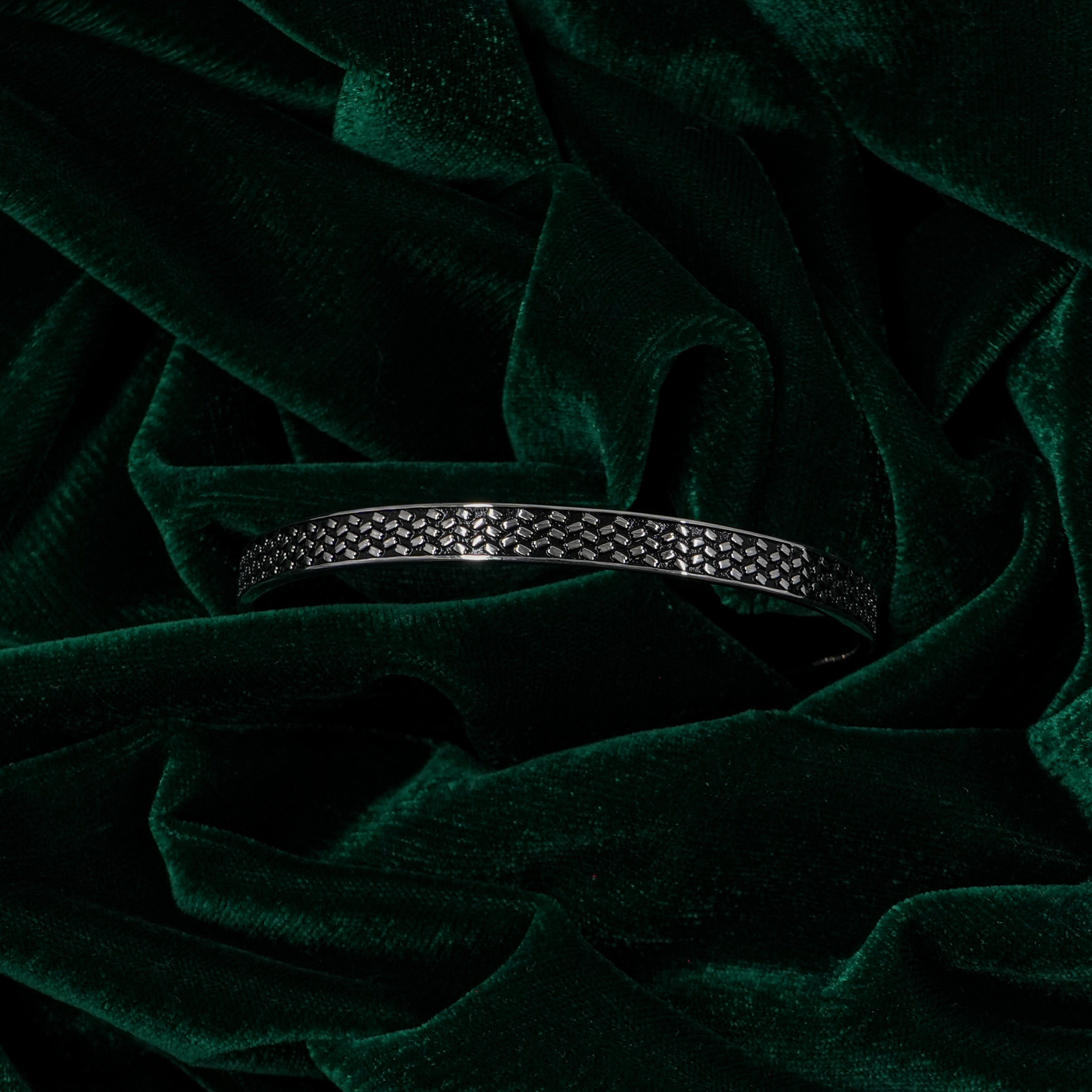 Raag Silver Jewellery - Silver Pattern Kada