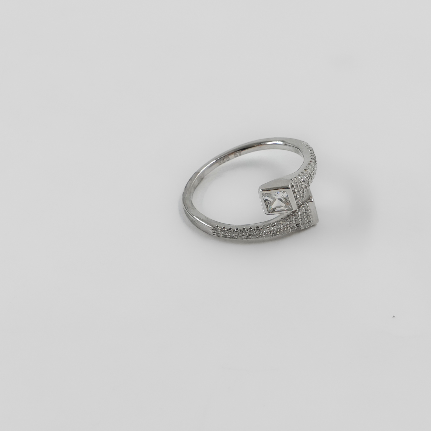 Raag Silver Jewellery - Silver Bypass Ring