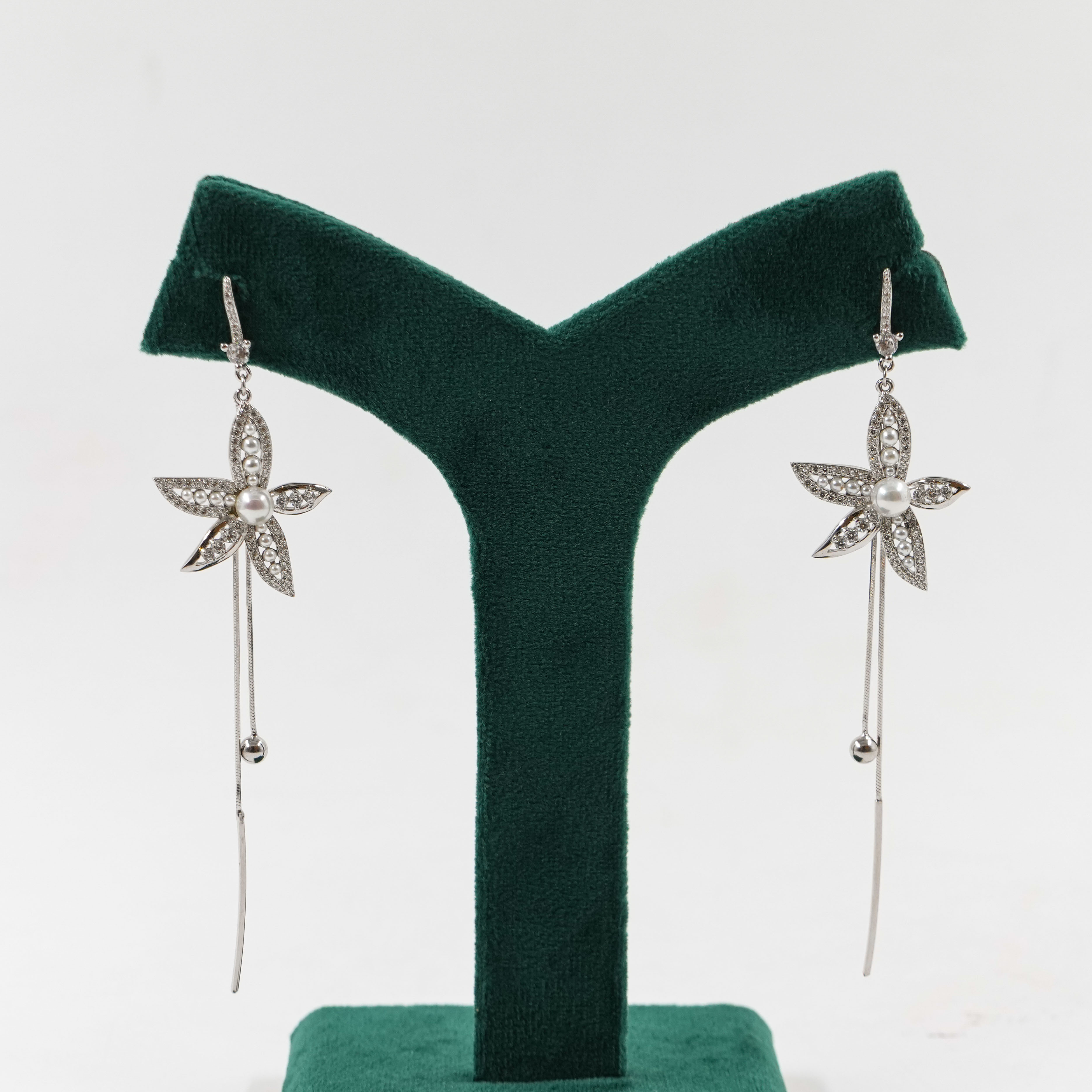 Raag Silver Jewellery - Silver Flower Earrings