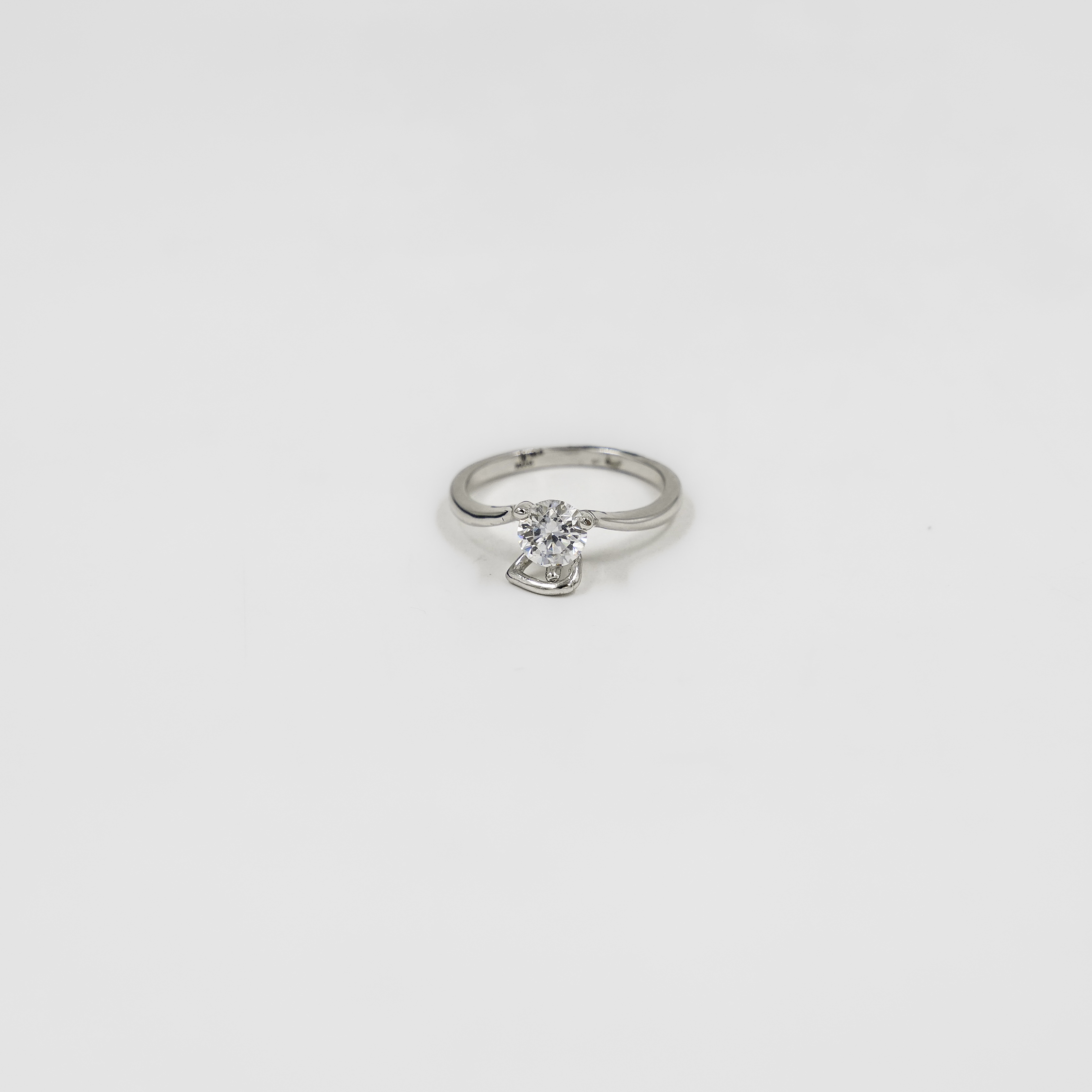 Elegant Silver Ring With Cubic Zirconia