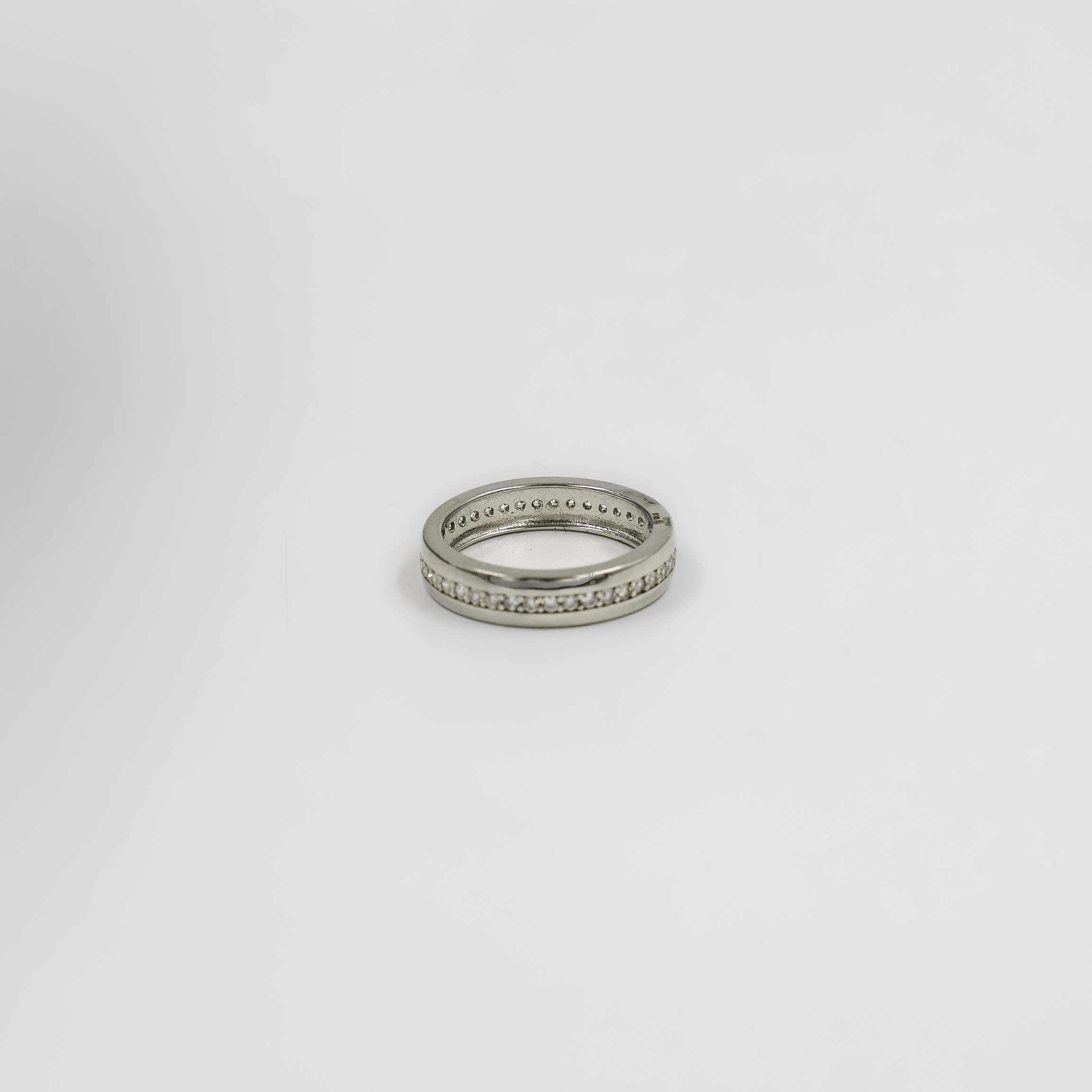 Elegant Silver Ring With Cubic Zirconia