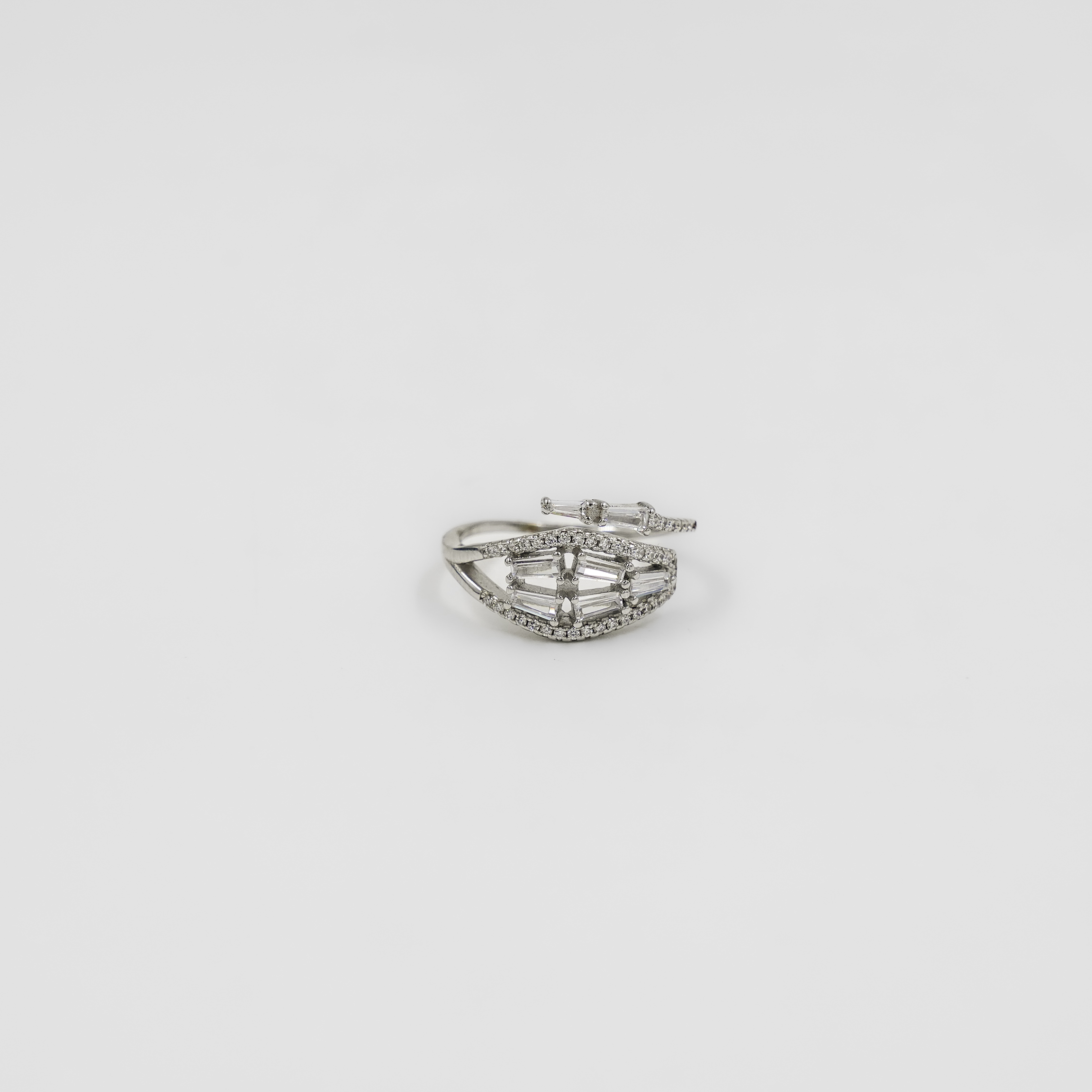 Elegant Silver Geometric Finger Ring Gift