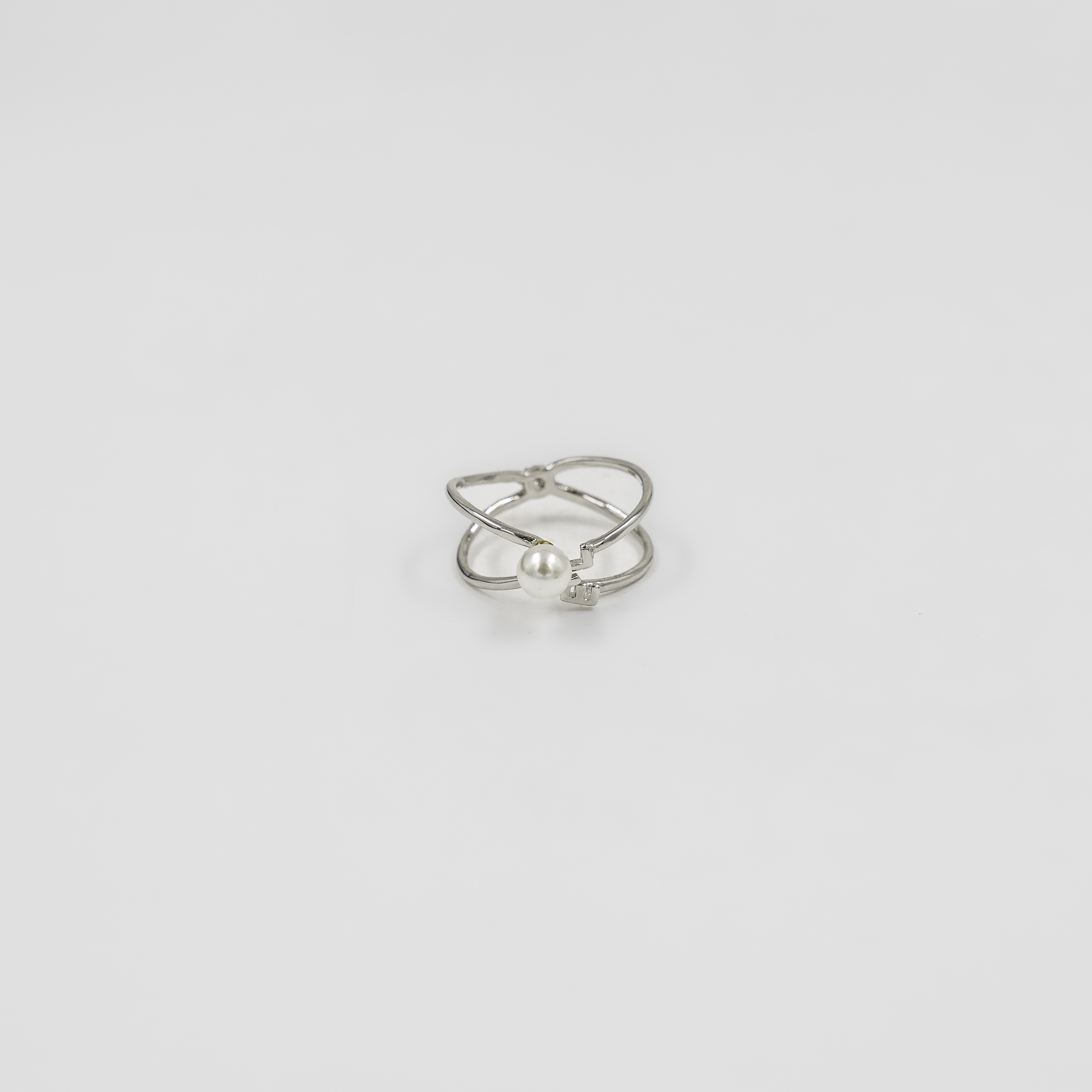 Elegant Silver Pearl Ring Double Band