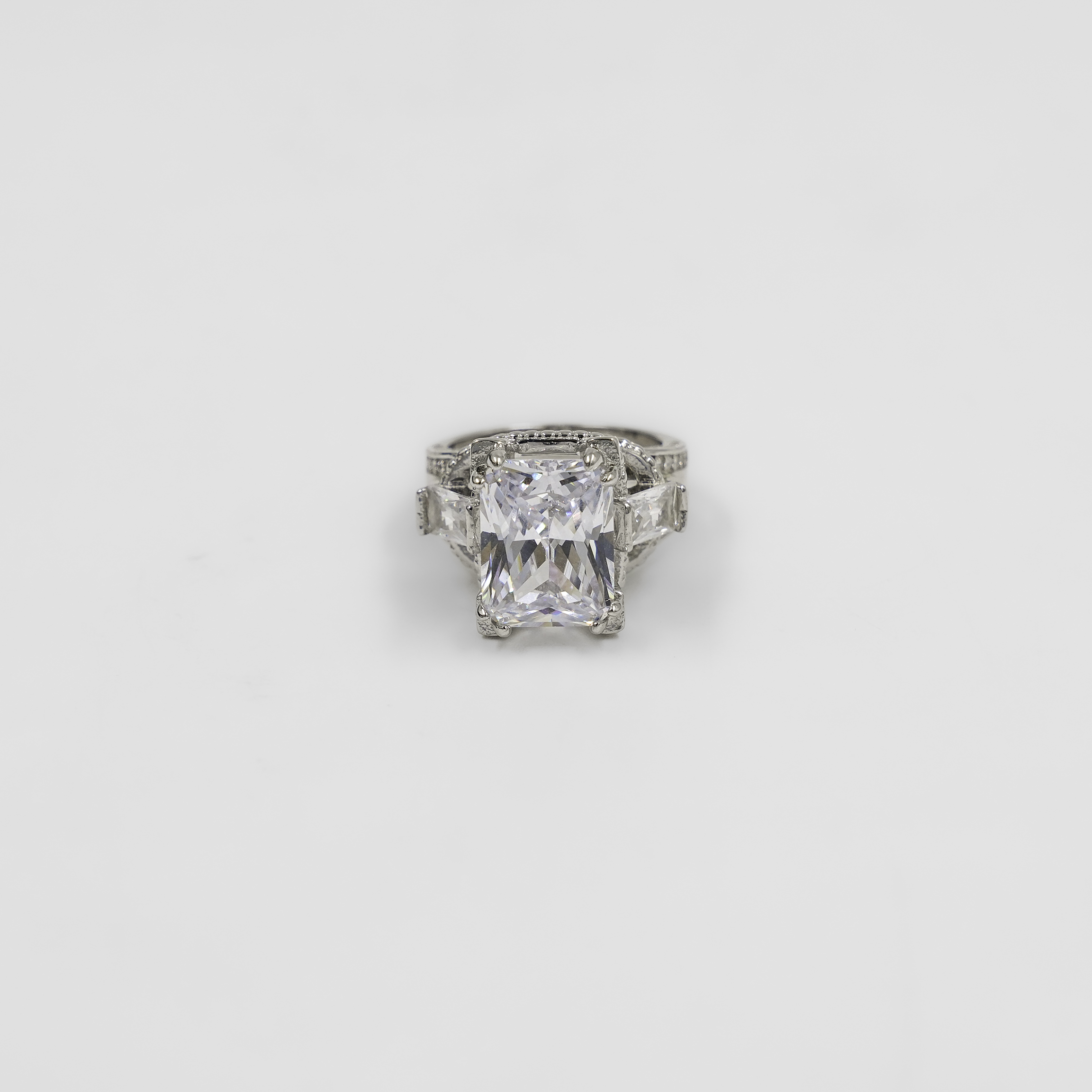 Elegant Silver Cubic Zirconia Ring Rectangular