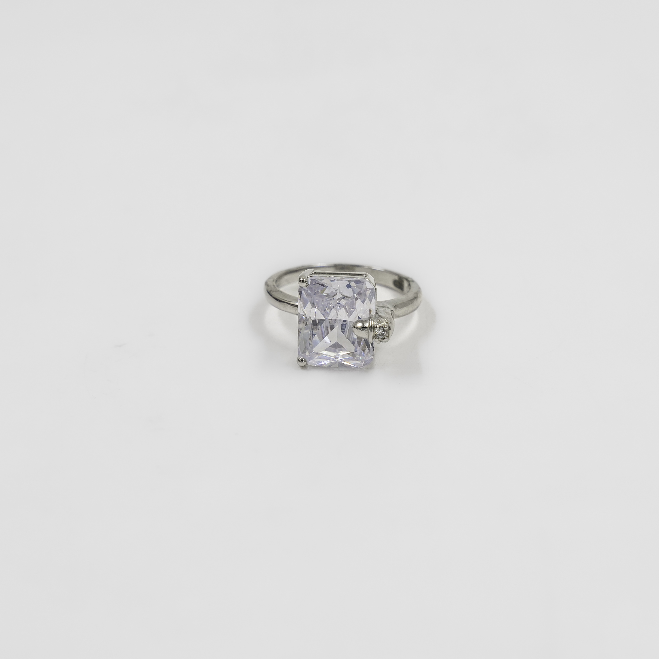 Elegant Silver Cubic Zirconia Rectangular Ring