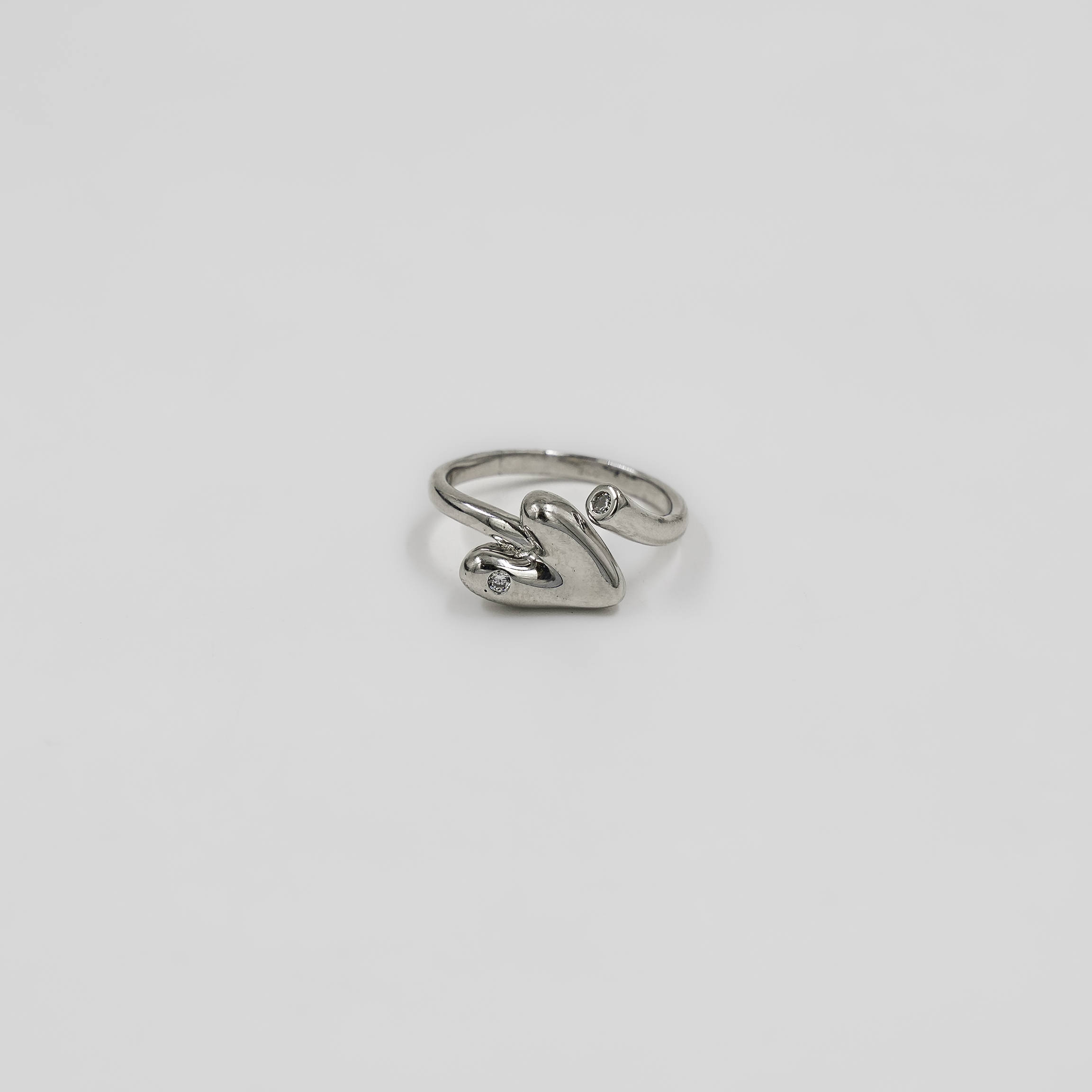 Elegant Sterling Silver Heart Toe Ring