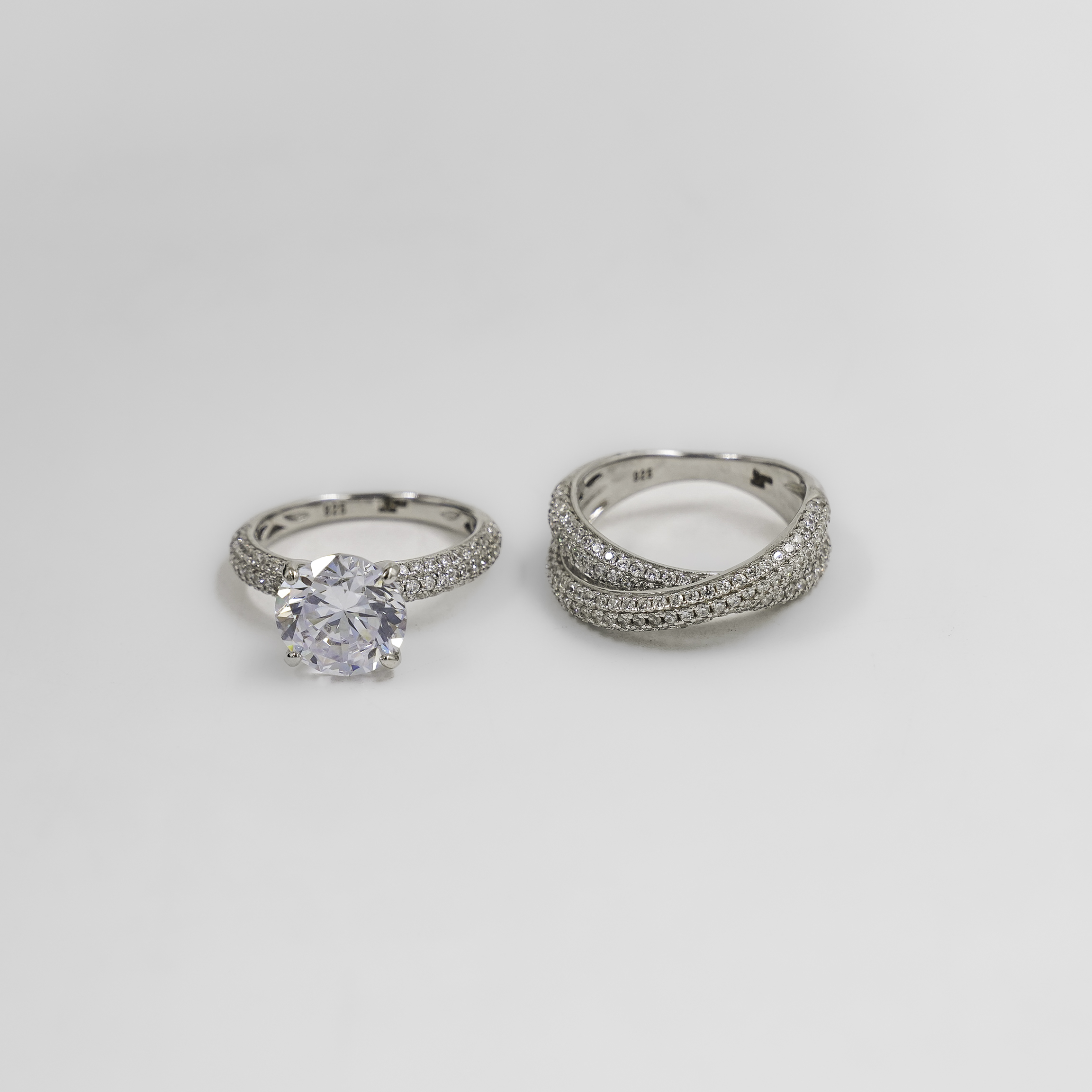 Elegant Silver Cubic Zirconia Stone Ring