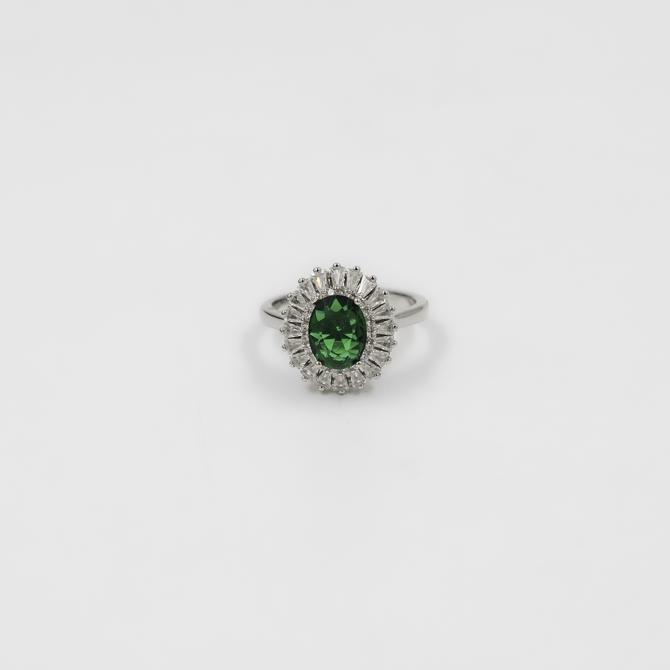 Elegant Silver Emerald Green Stone Cluster