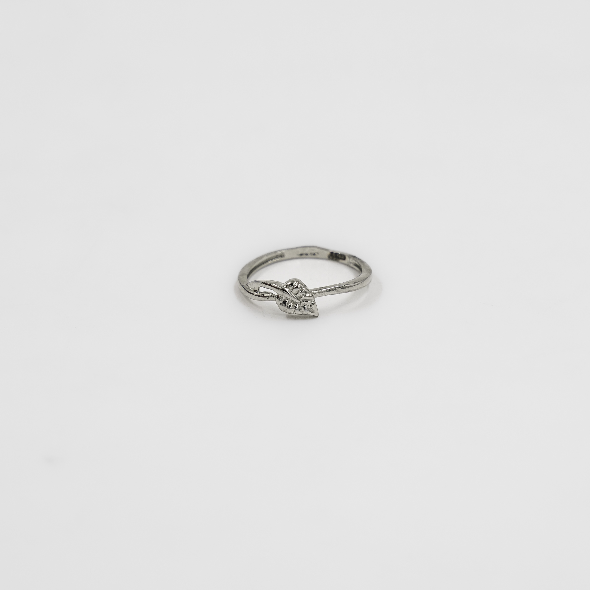 Elegant Silver Leaf Ring For Women