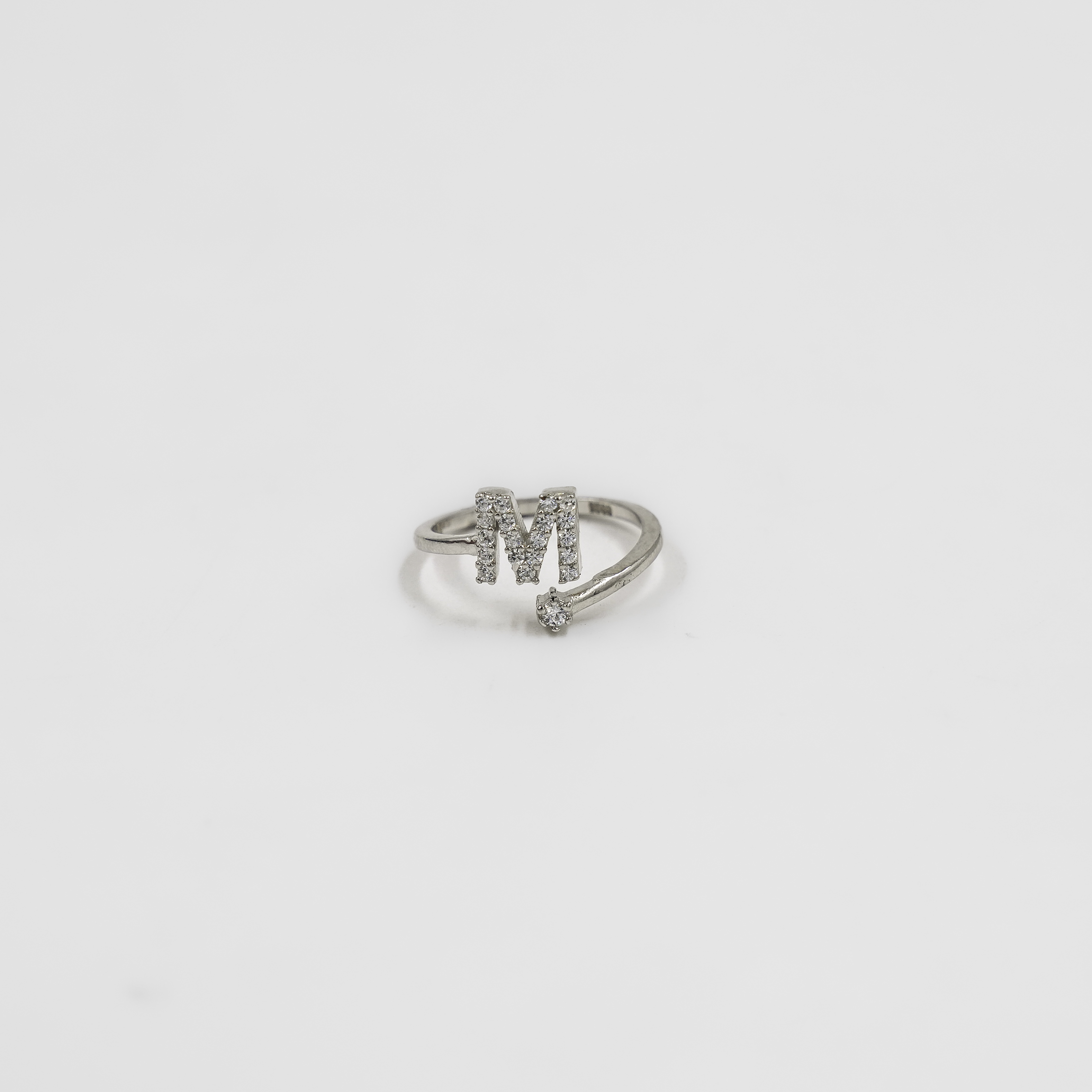Elegant Silver Letter M Initial Ring