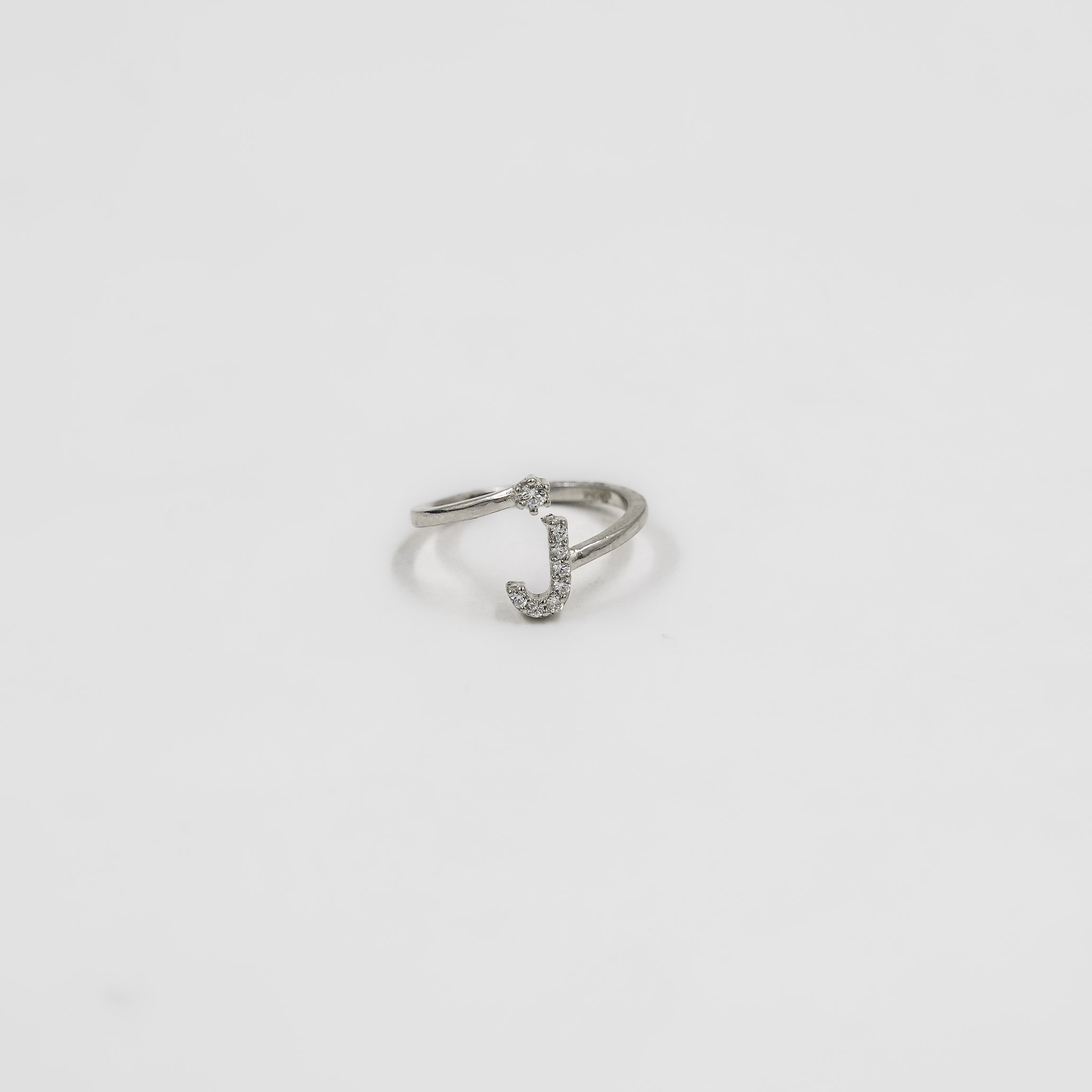 Elegant Silver Initial J Ring