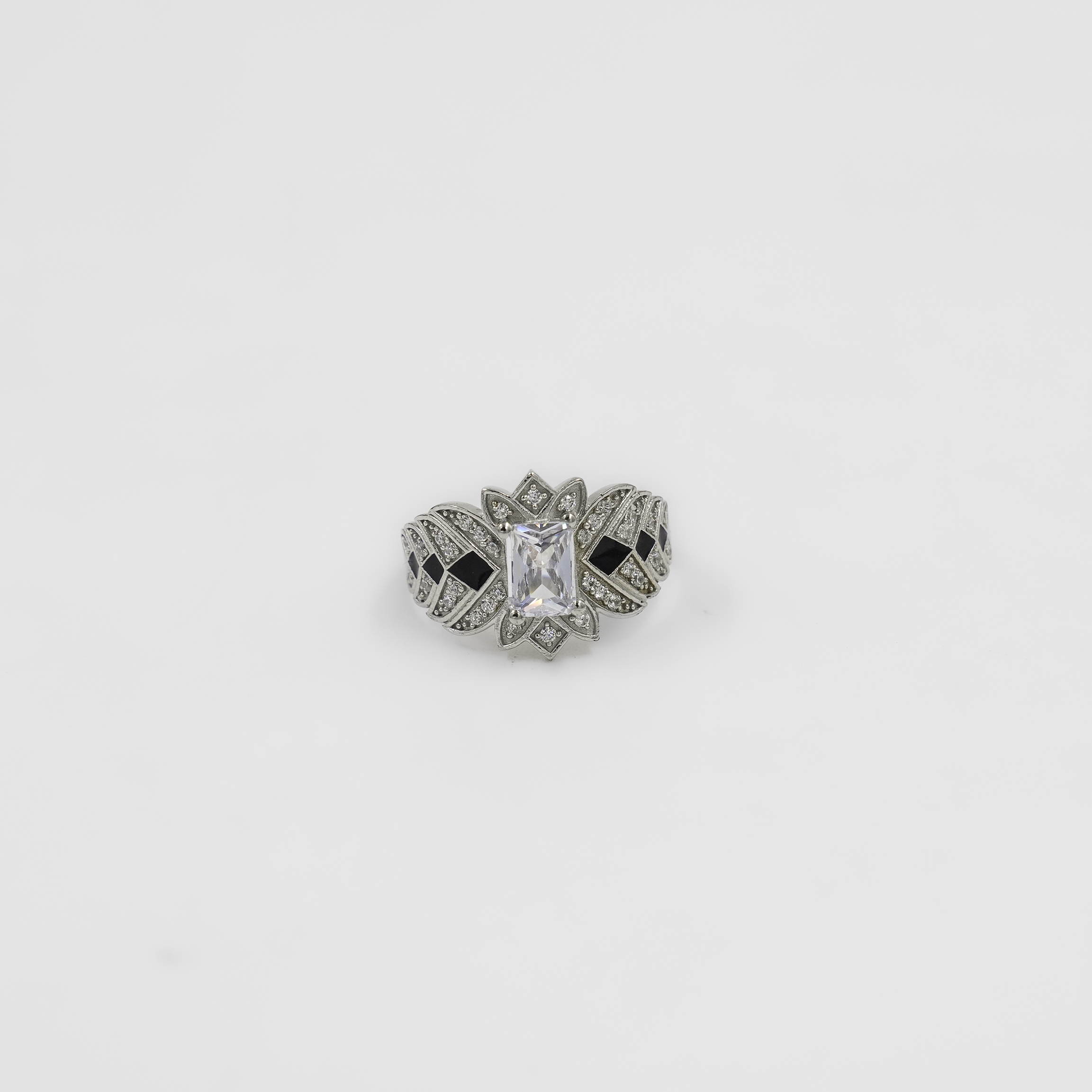 Elegant Silver Coloured Cubic Zirconia Ring