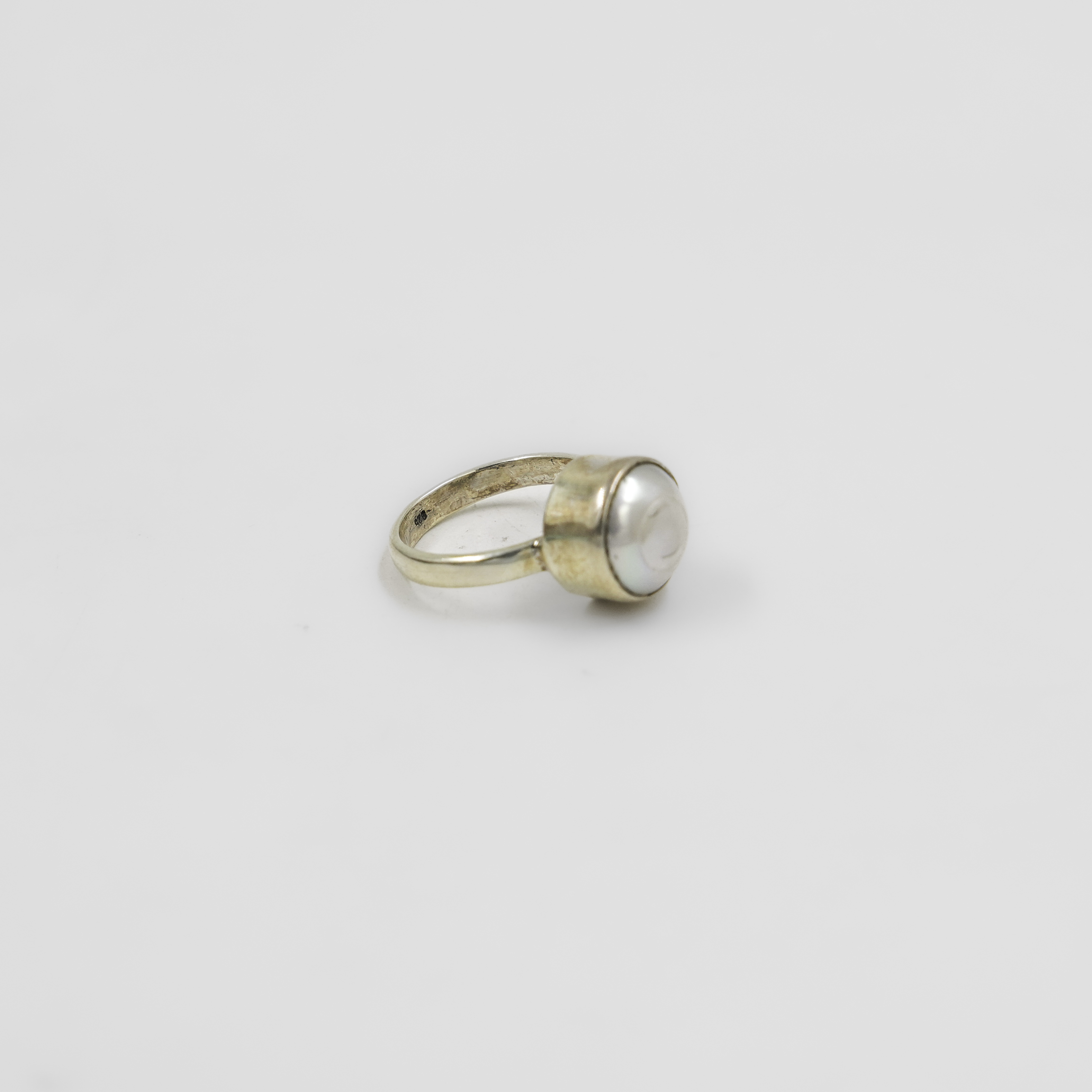 Raag Silver Jewellery - Timeless Sterling Silver Freshwater Pearl Ring