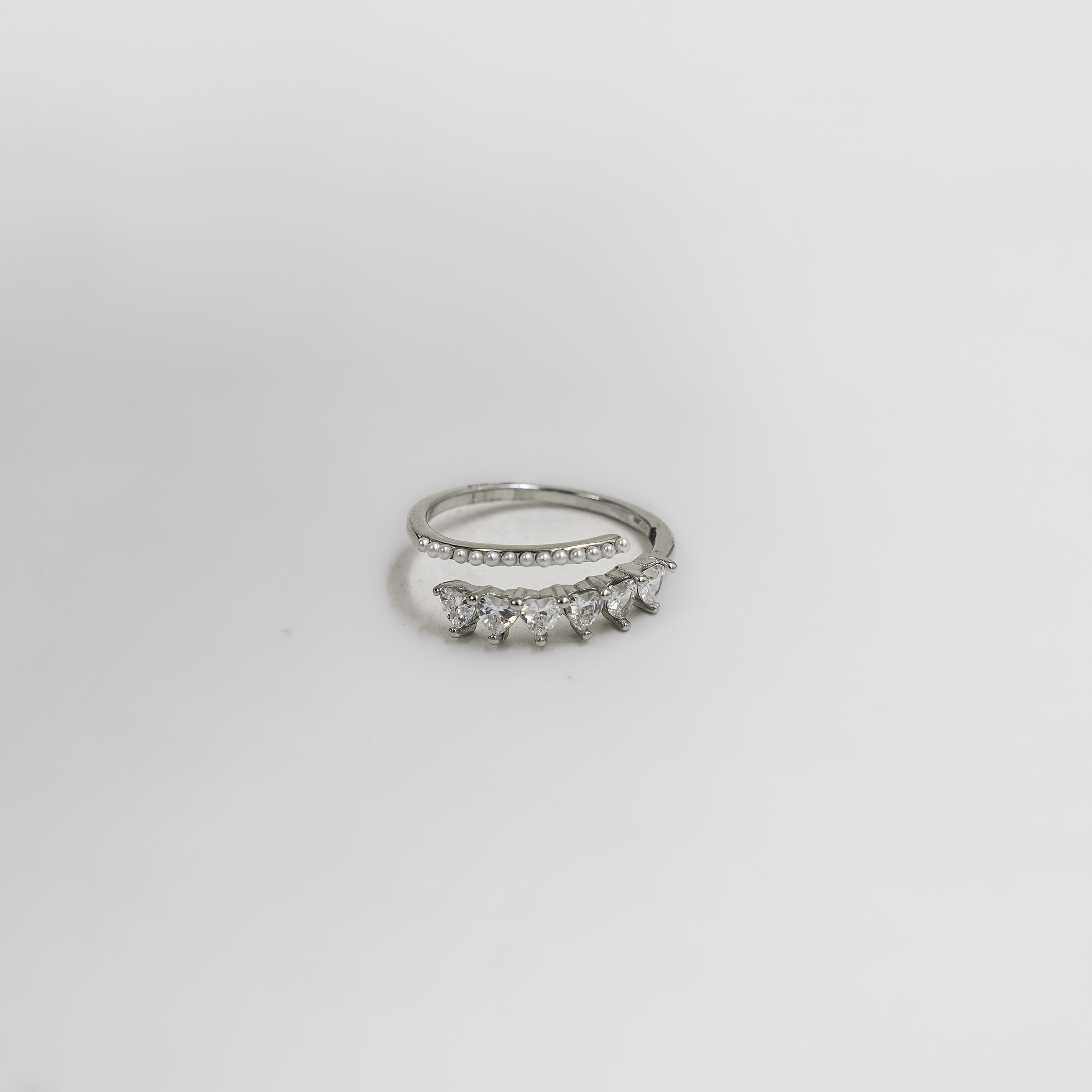 Elegant Silver Open Ring Adorned