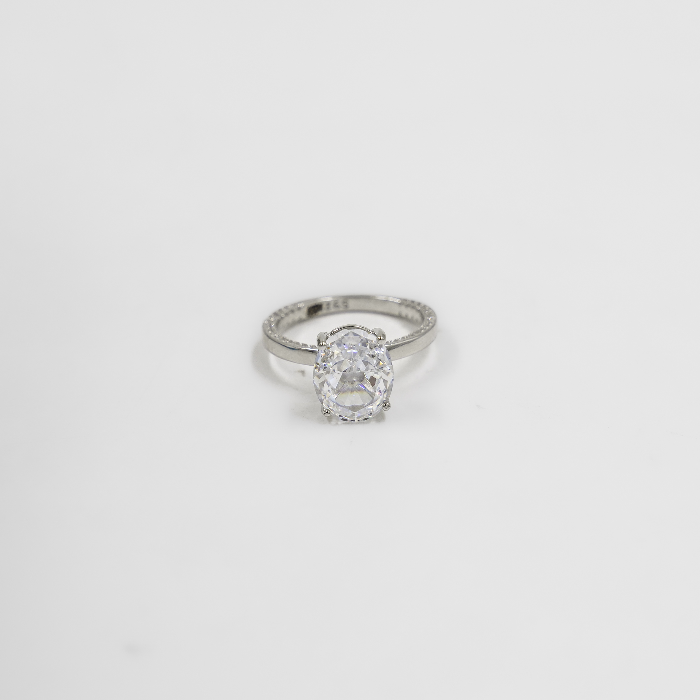 Elegant Sterling Silver Oval Cut Cubic