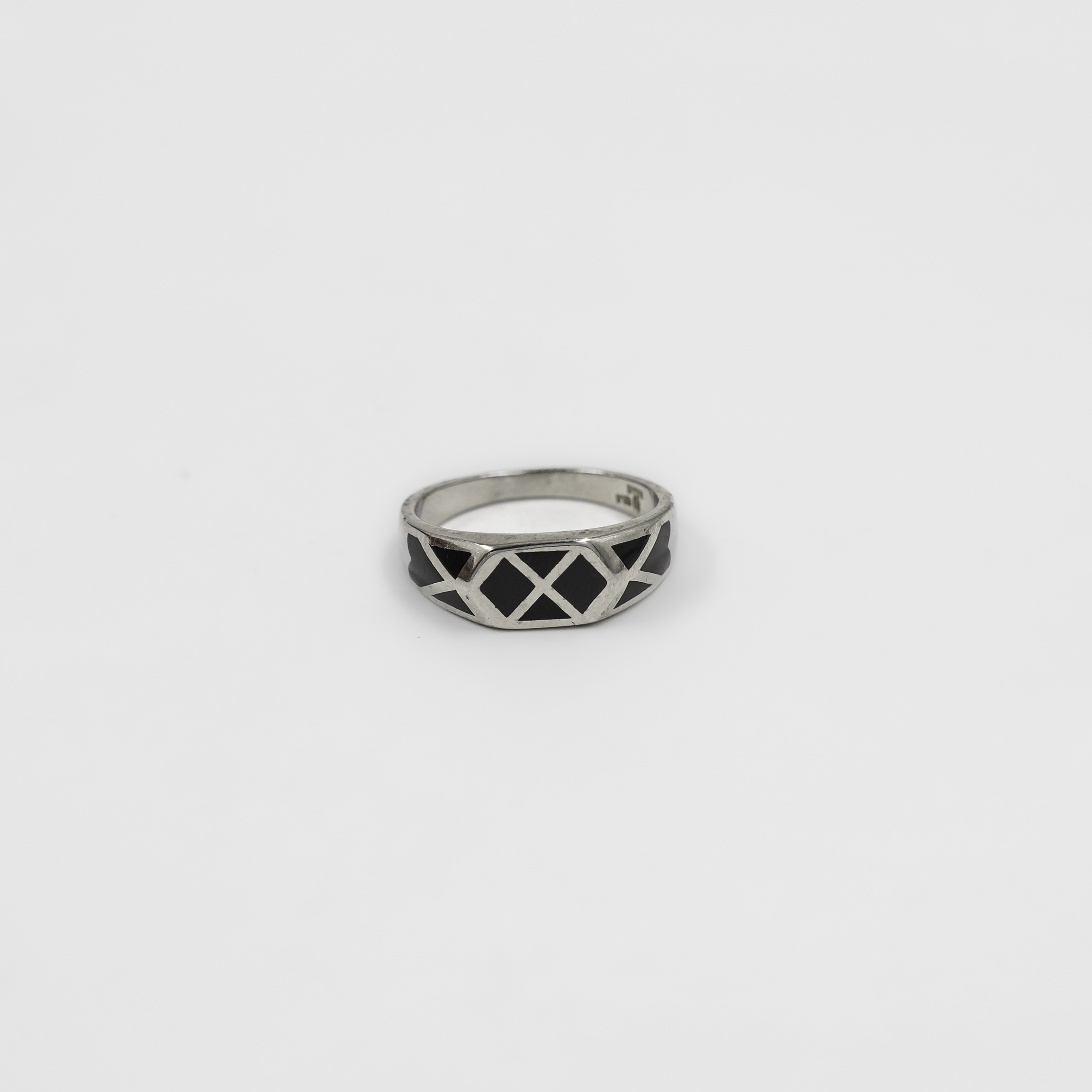 Modern Silver Ring With Geometric Black