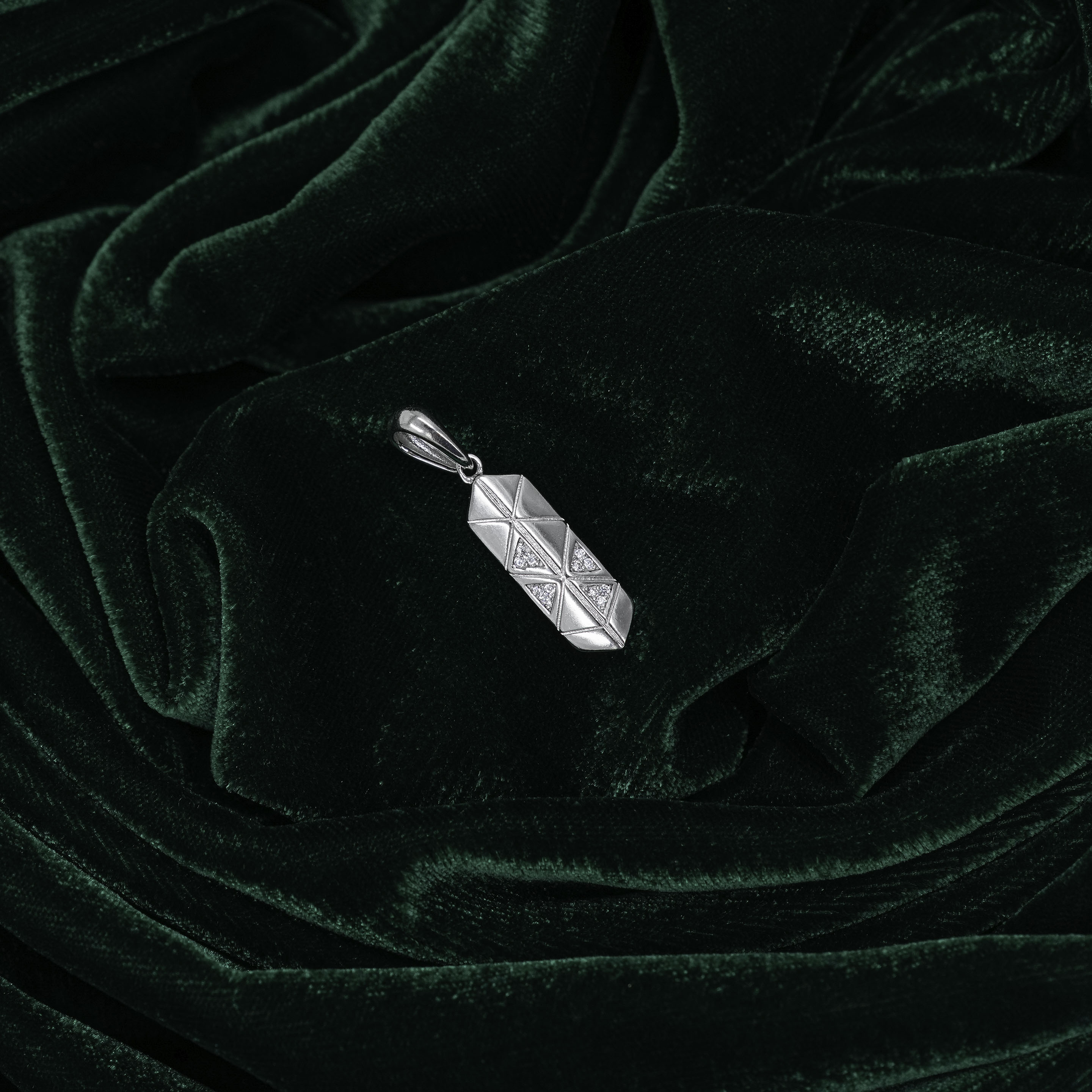 Elegant Sterling Silver Geometric Pendant Necklace