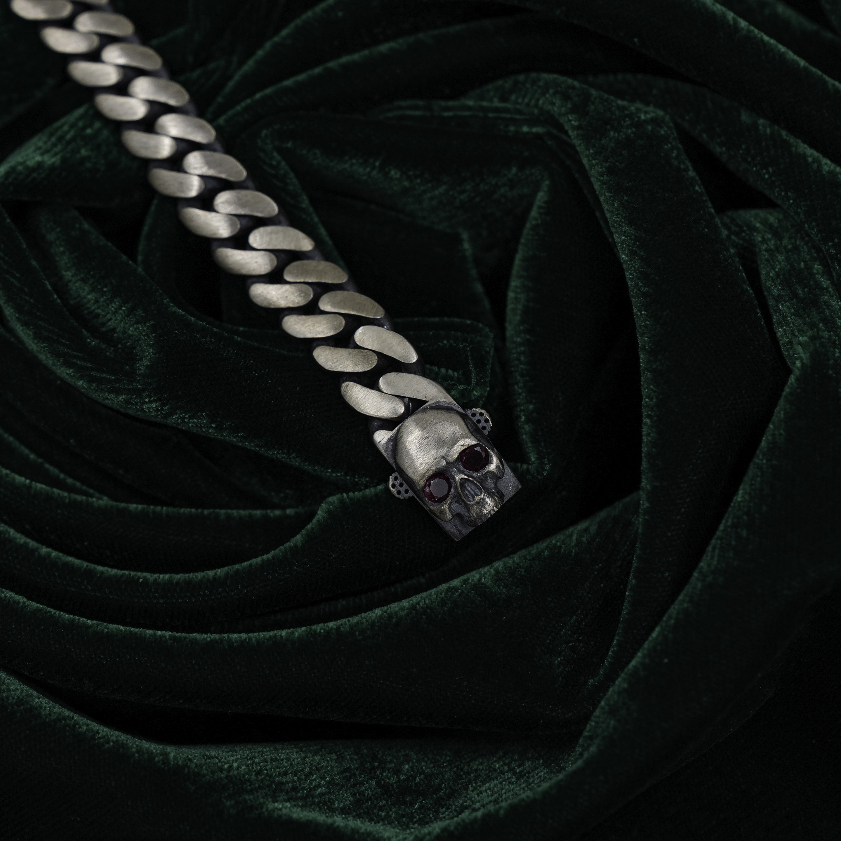 Raag Silver Jewellery - Silver Chain Bracelet With Skull Detail