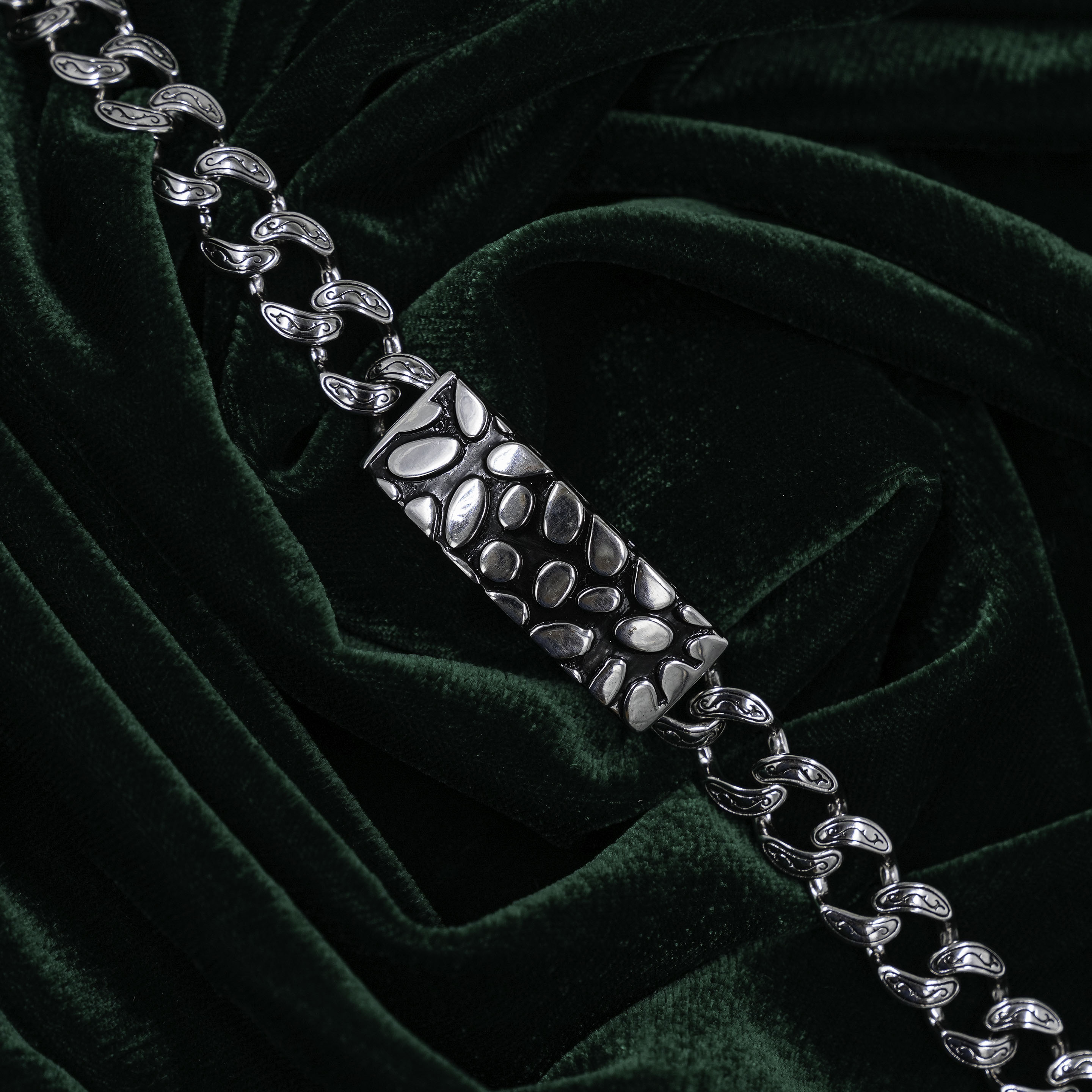 Raag Silver Jewellery - Elegant Silver Link Bracelet with Stone