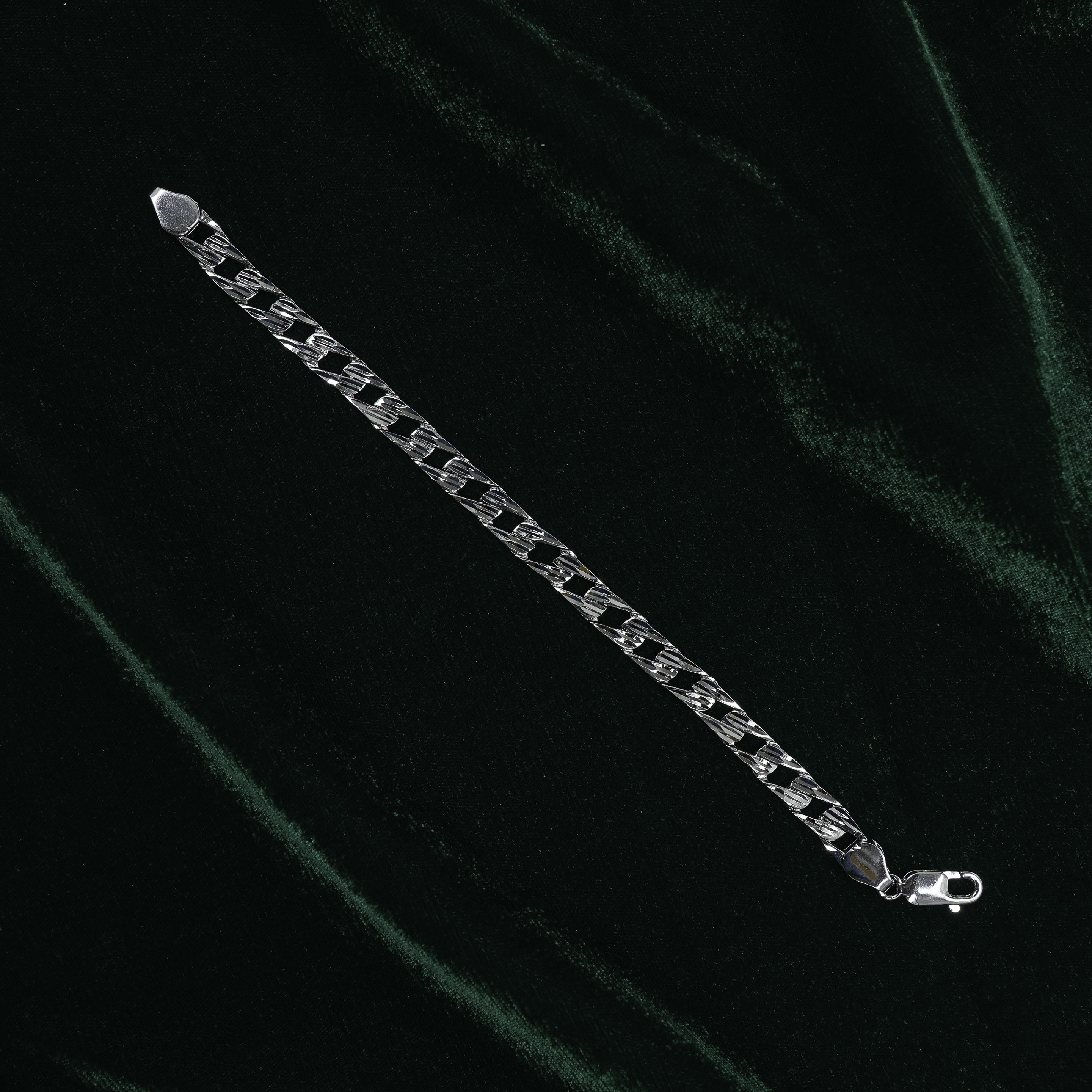 Elegant Silver Curb Chain Bracelet