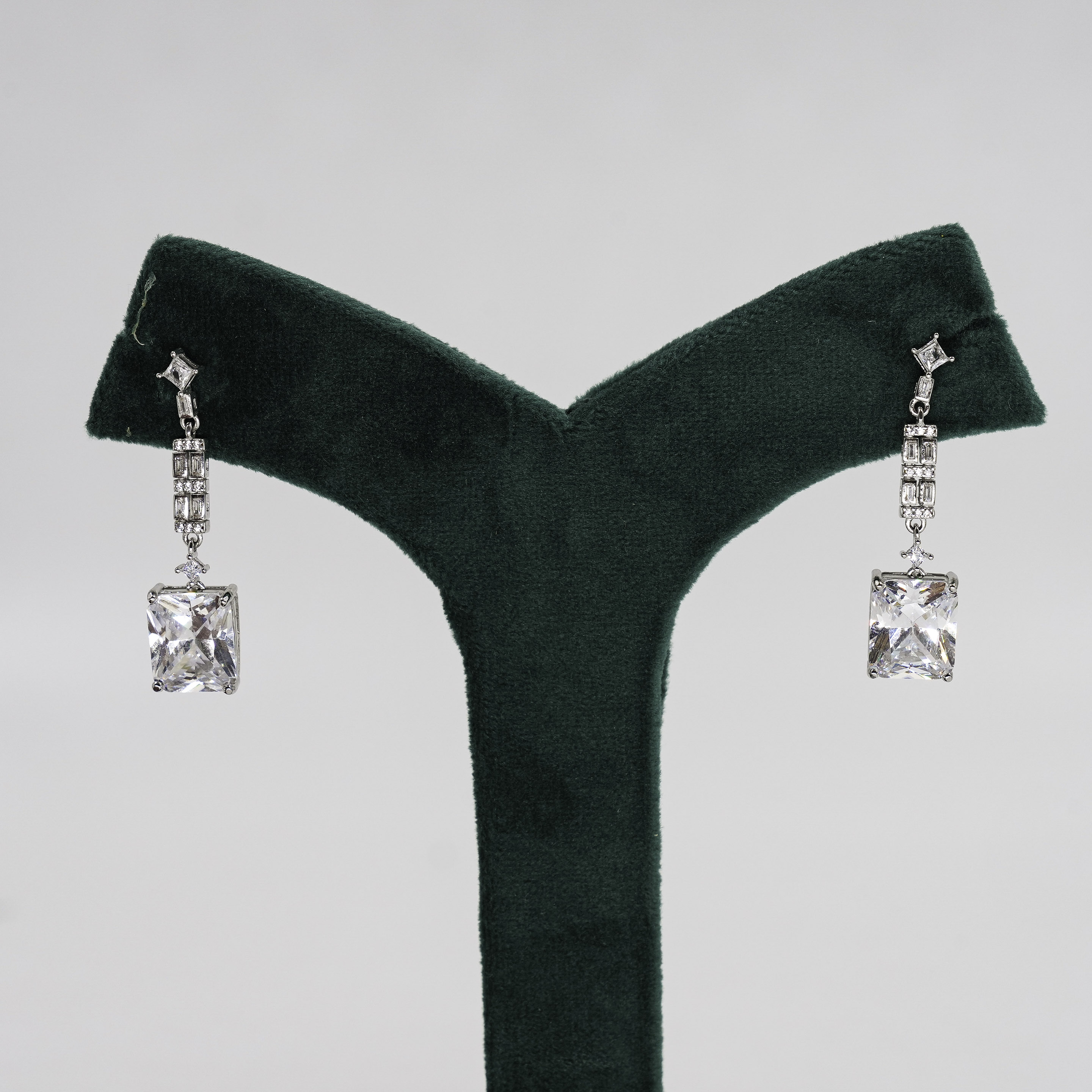 Raag Silver Jewellery - Silver Heart Earrings
