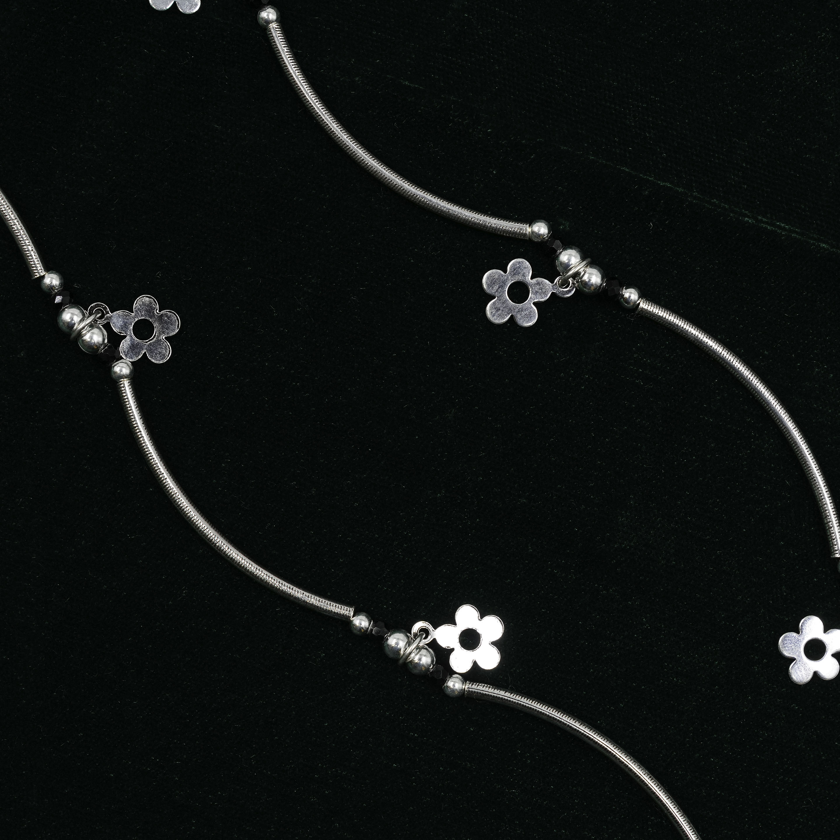 Raag Silver Jewellery - Silver Flower Anklet