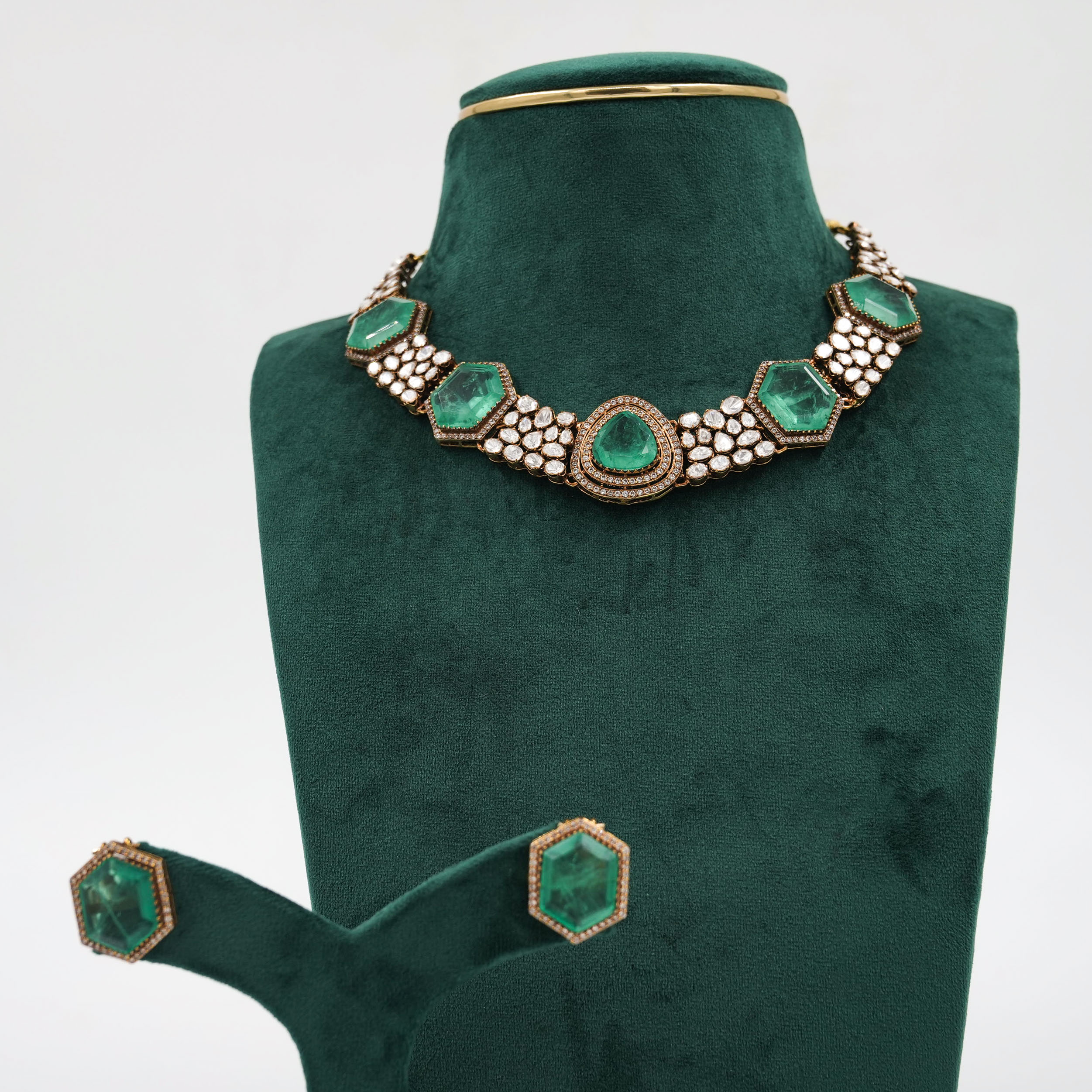 Raag Silver Jewellery - Emerald Silver Necklace